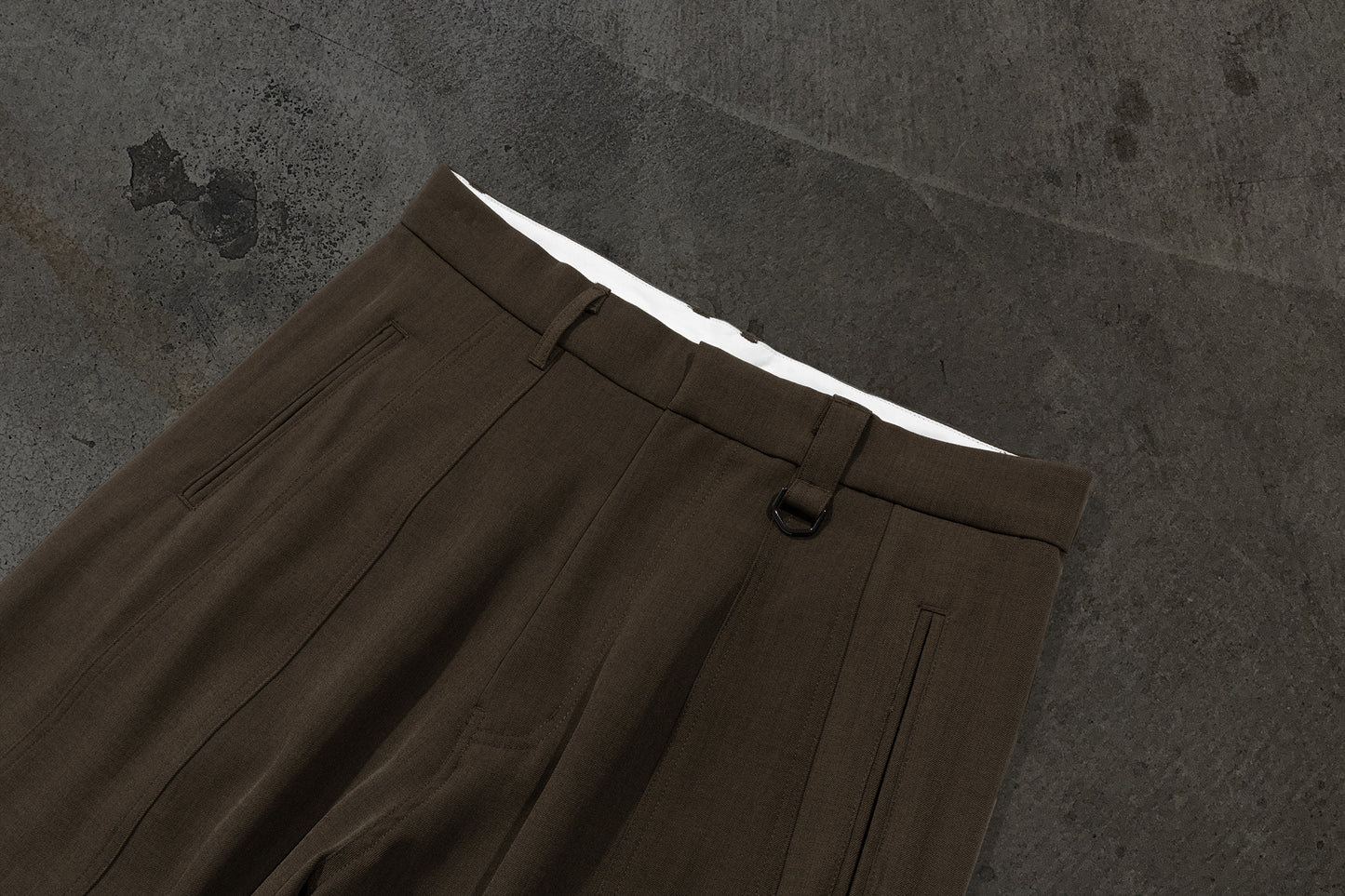 WIDE-LEG DRESS PANTS (MOCHA)