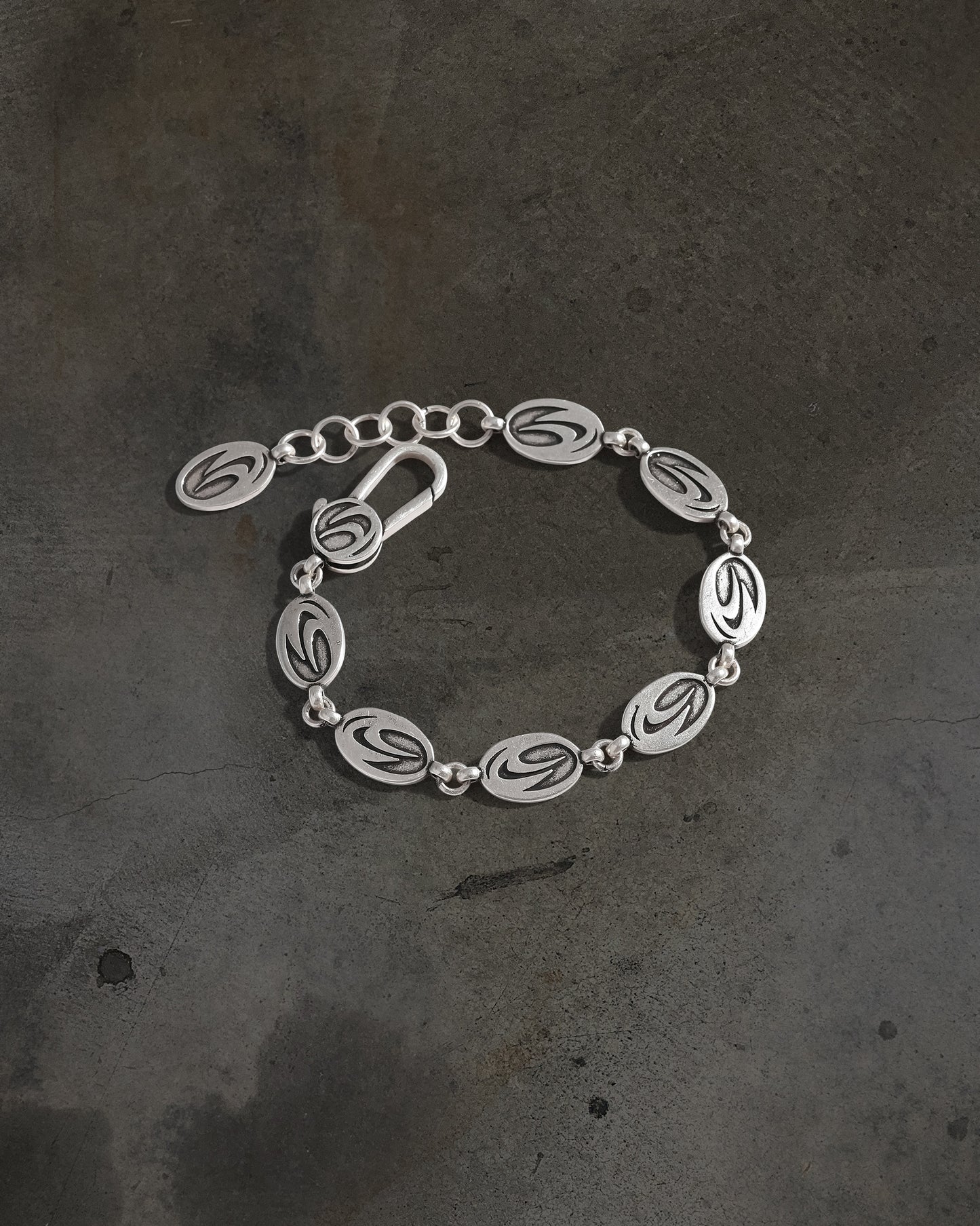 DITCH CHARM BRACELET