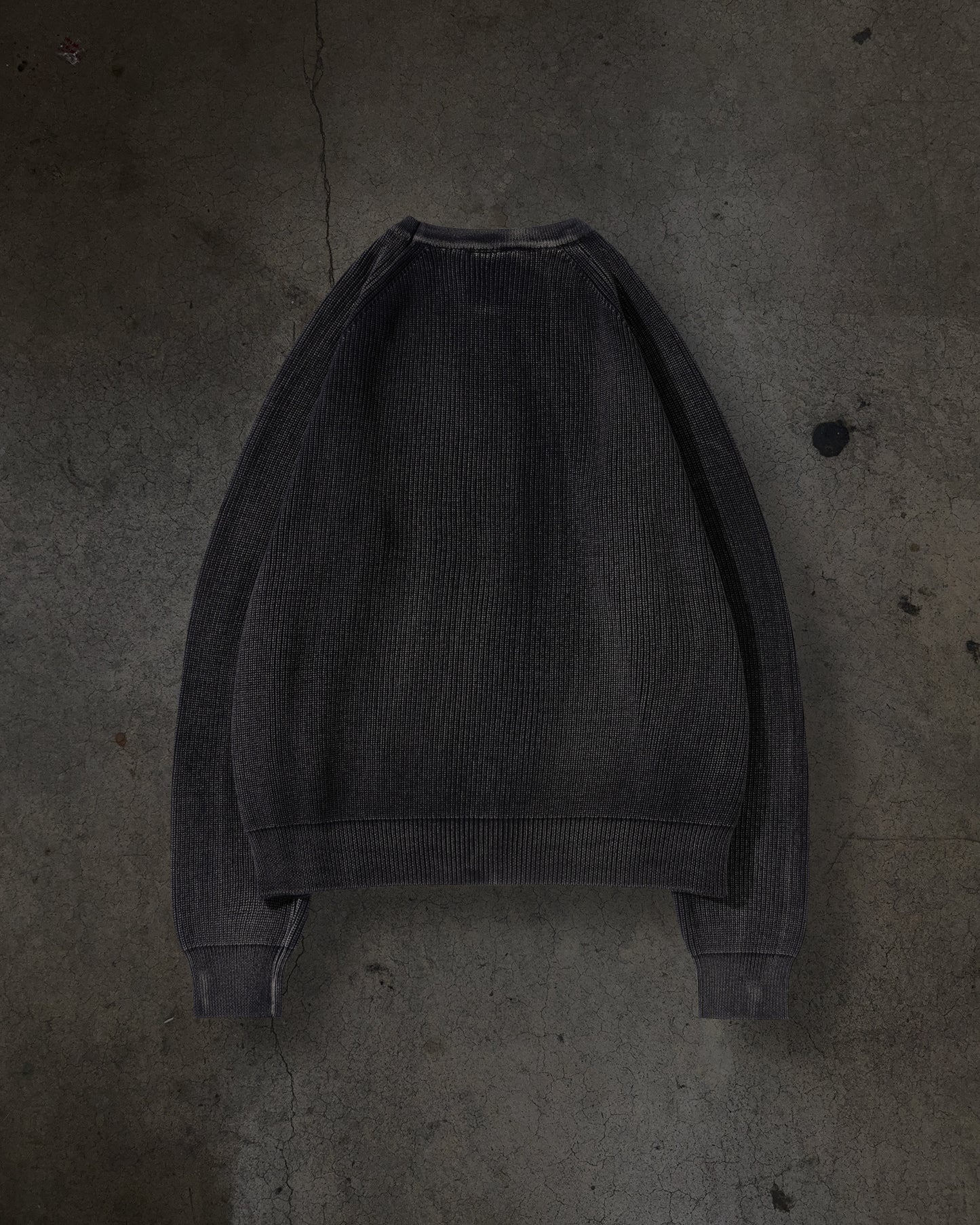 RIBBED KNIT SWEATER (COAL)