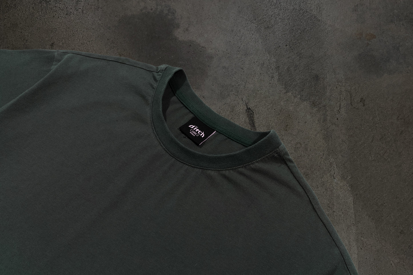 CROPPED BLANK TEE (FOREST)