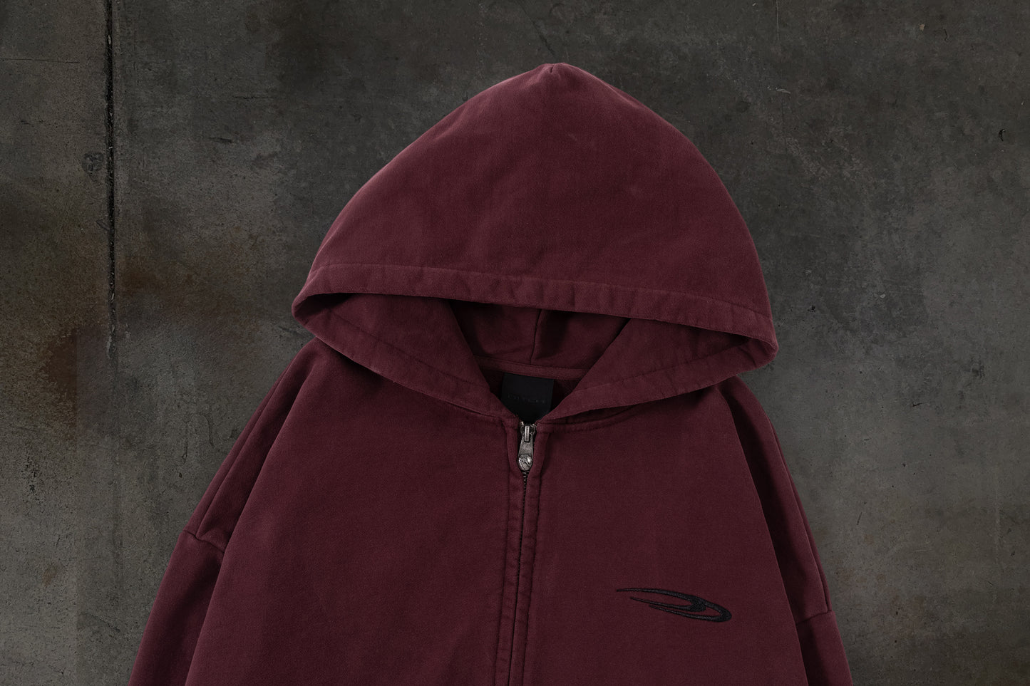 ATHLETIC BARBED ZIPUP (CRIMSON)