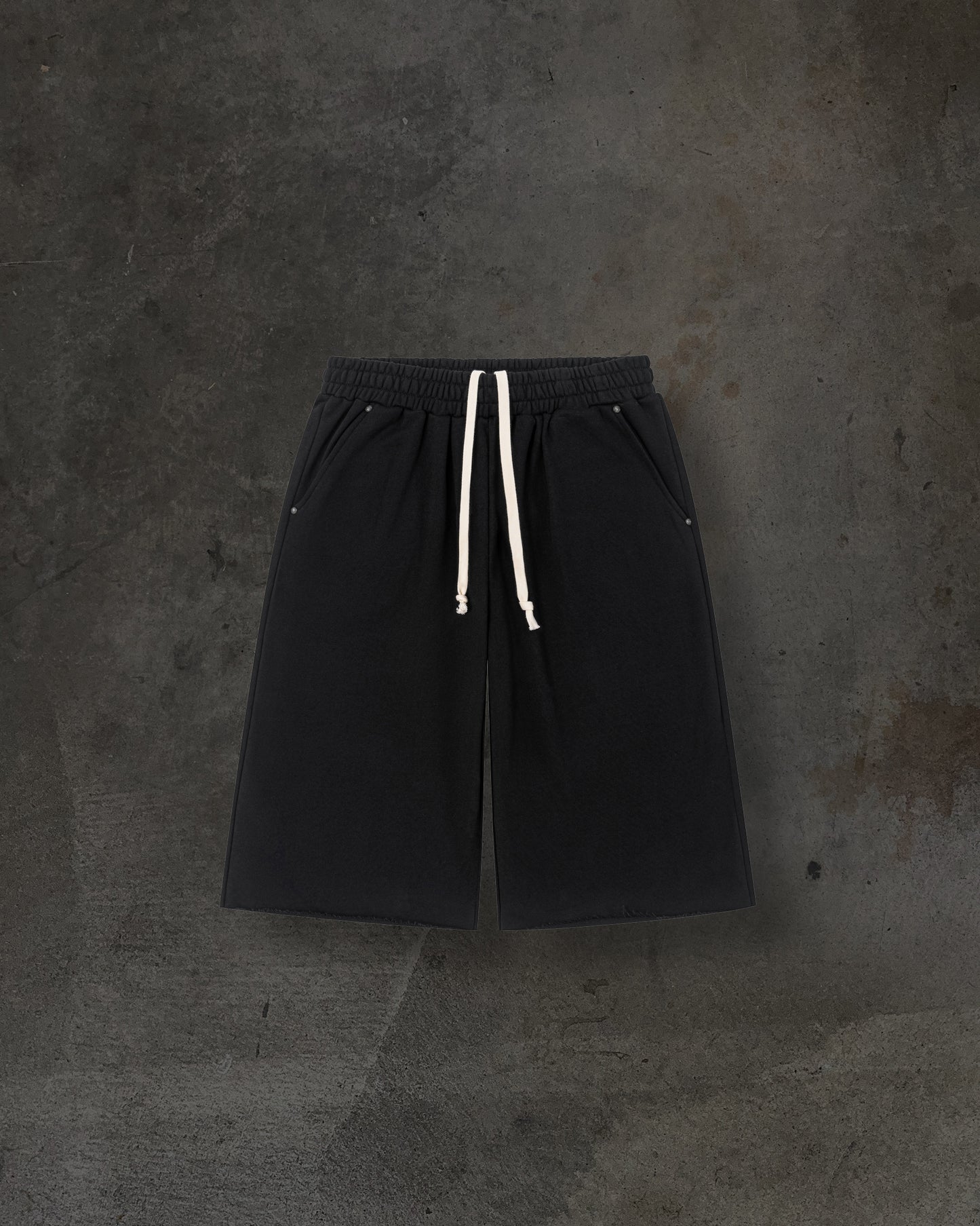 BAGGY SWEATSHORTS (NOIR)