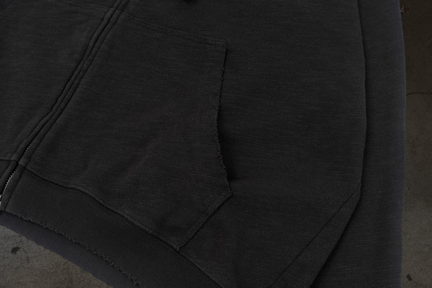 SLUB ZIPUP (NOIR)