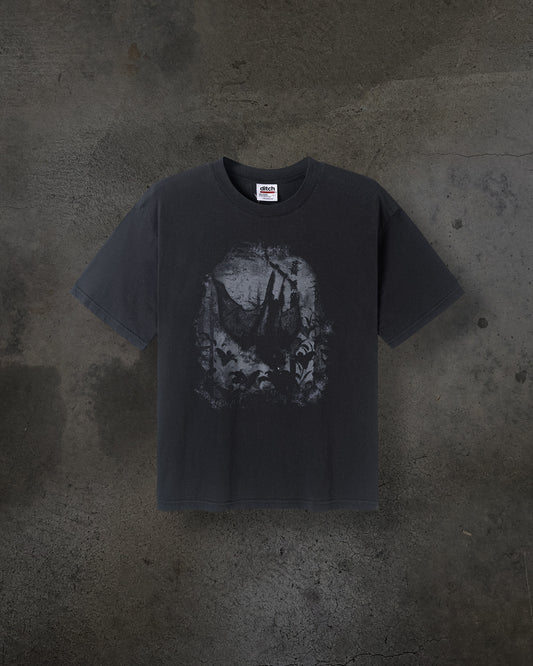 WINGRIDDEN TEE (COAL)