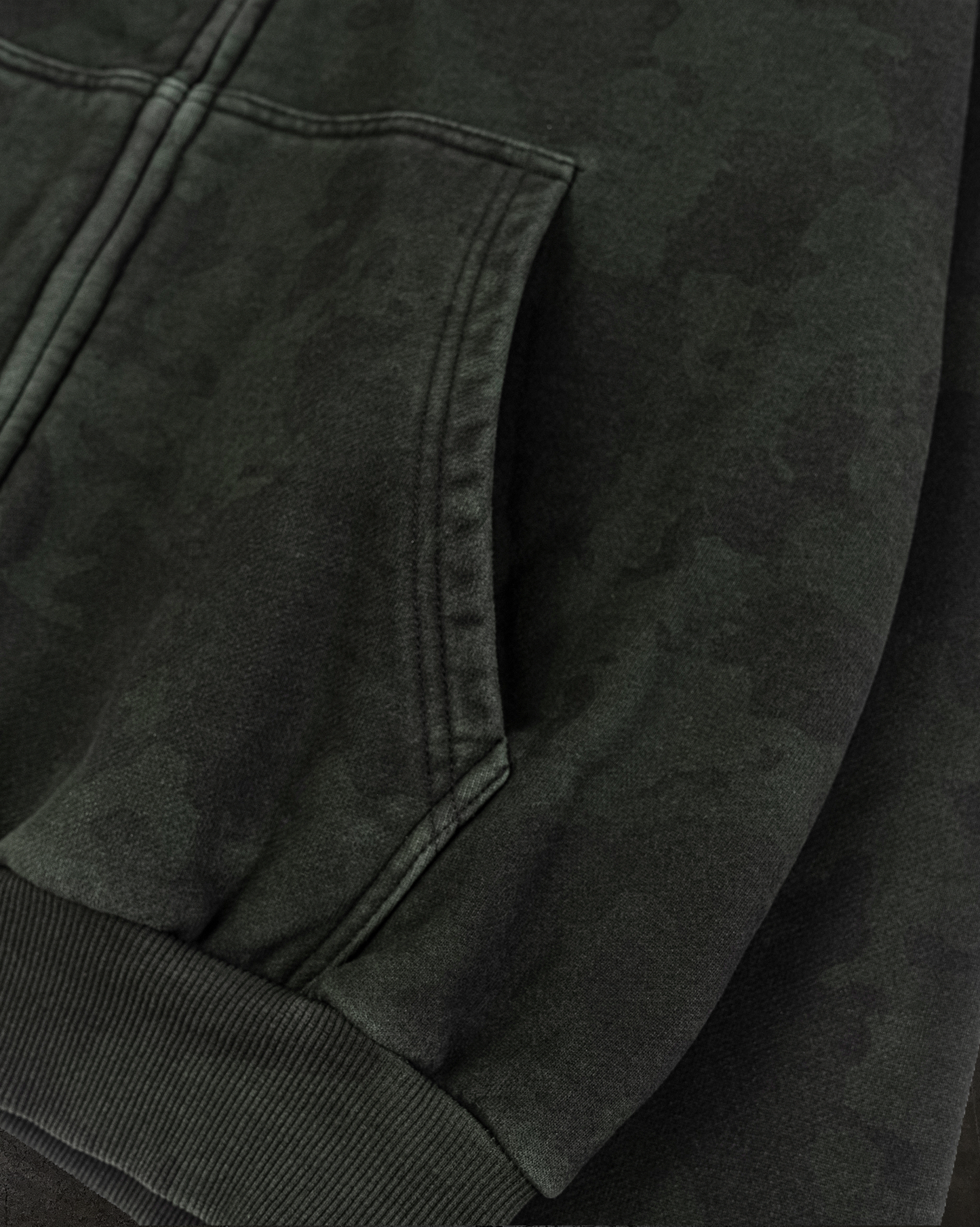 BLANK ZIPUP (CAMO)