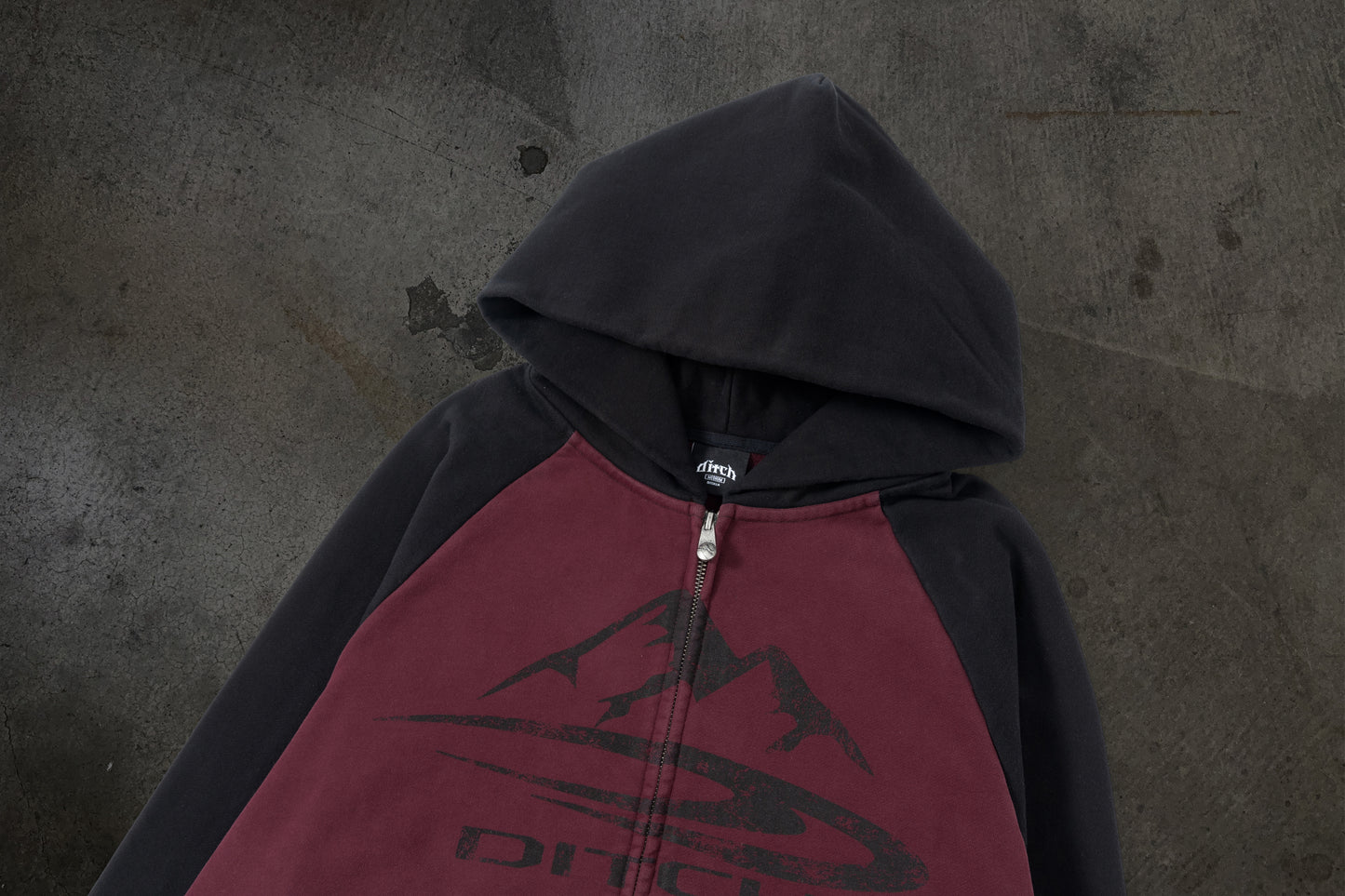 SUMMIT ZIPUP (CRIMSON)