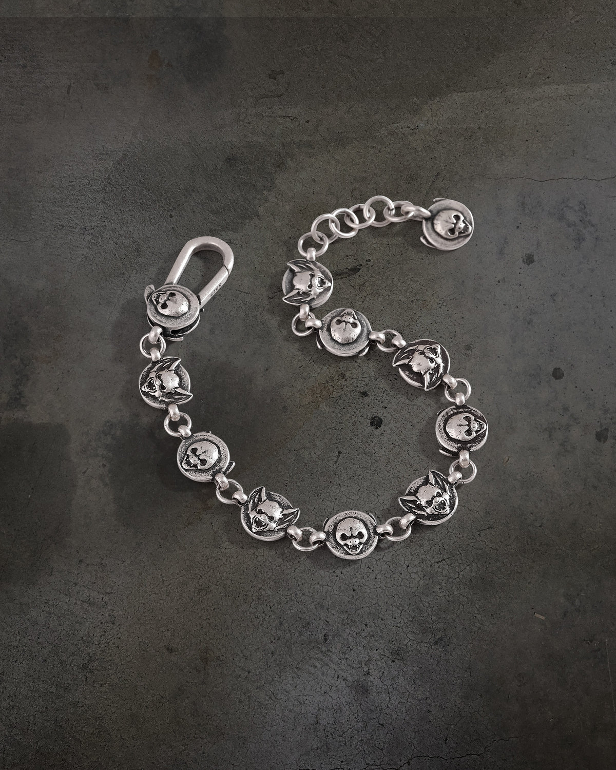 SILVER BAT/SKULL BRACELET
