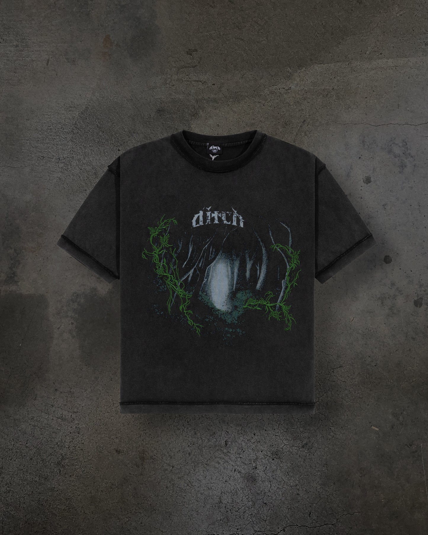 EMBROIDERED FOREST TEE (COAL)