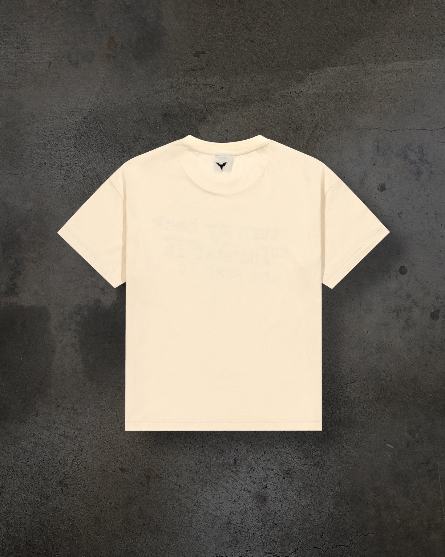 BACKSTAB TEE (CREME)