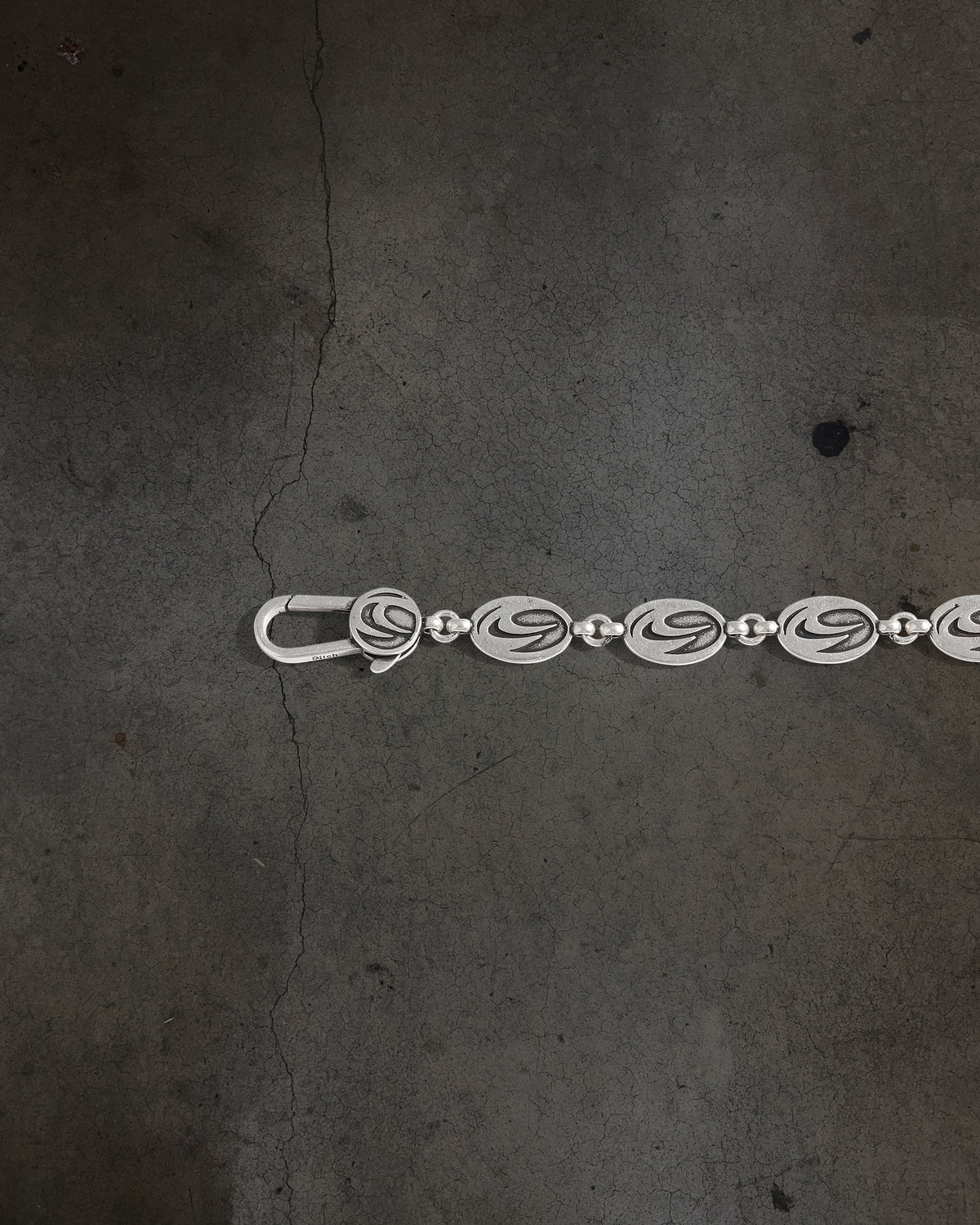 DITCH CHARM BRACELET