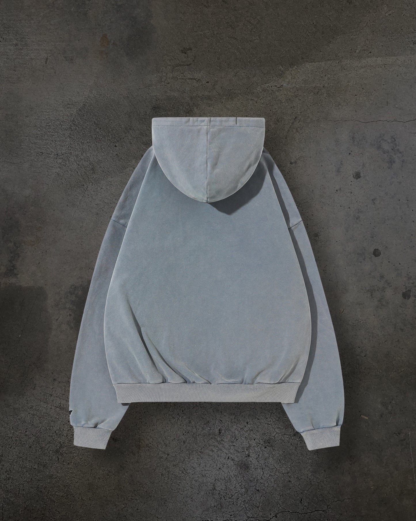 CORVIDITCH MISSING PATCH PULLOVER (FLINT)