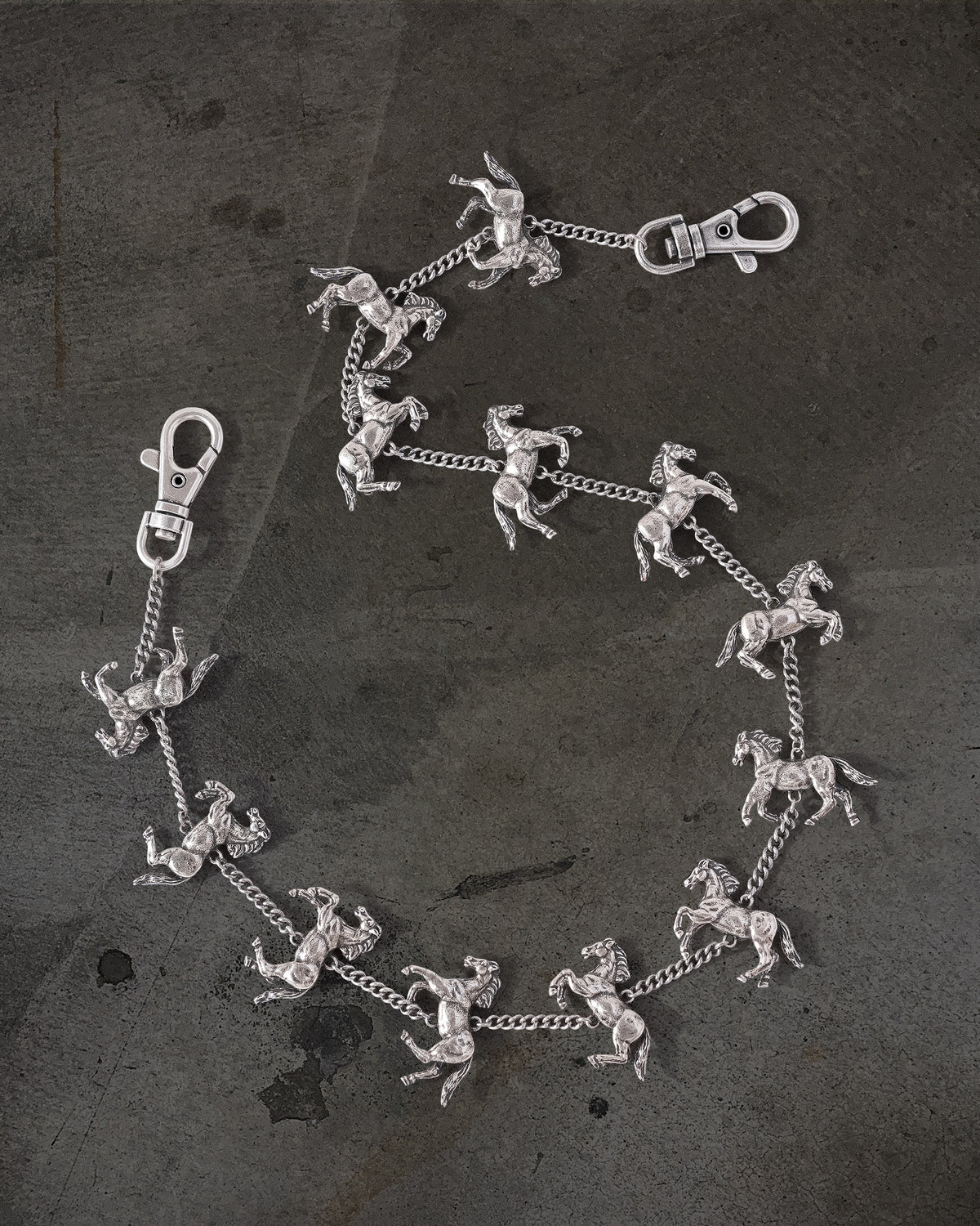 CAROUSEL WALLET CHAIN