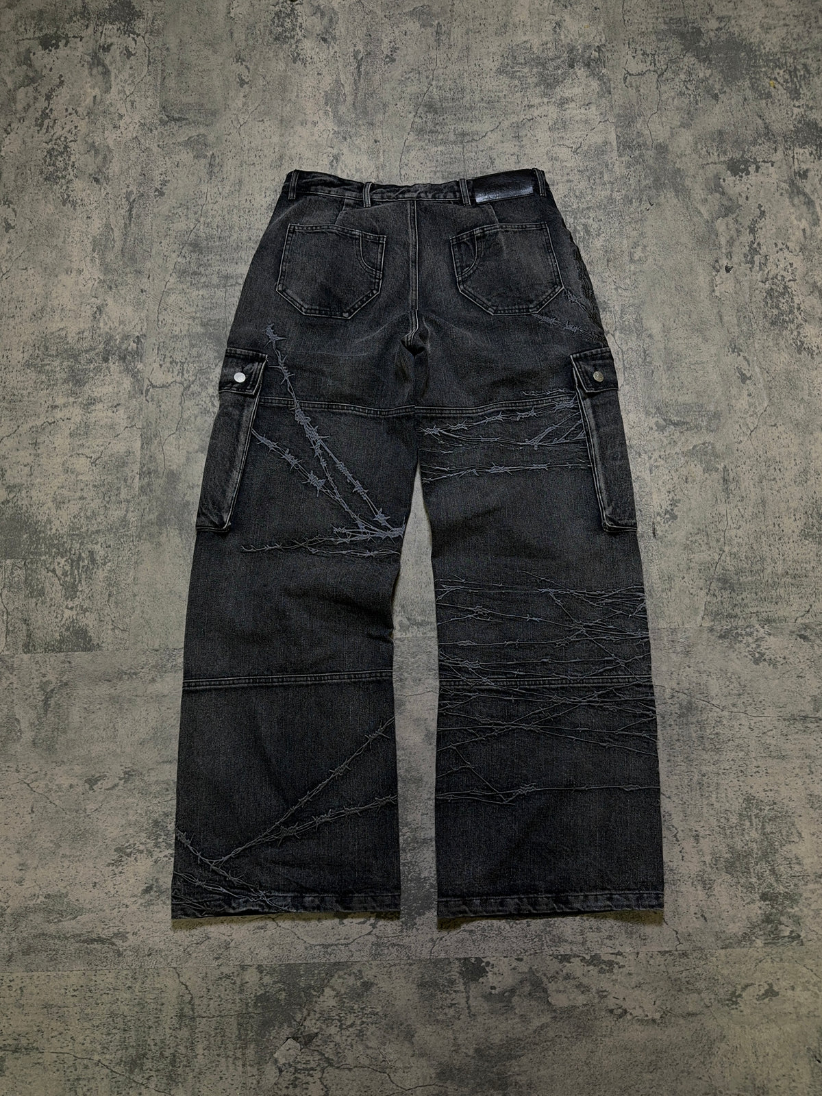 BARBED WIRE CARGOS (COAL)
