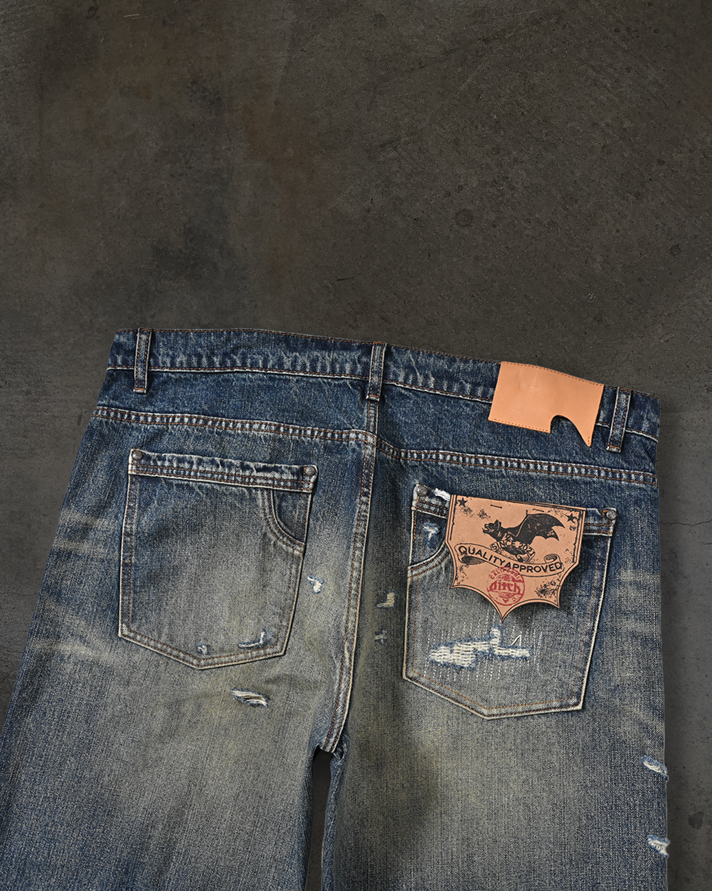 HANDMEDOWN DENIM (DIRTY WASH)