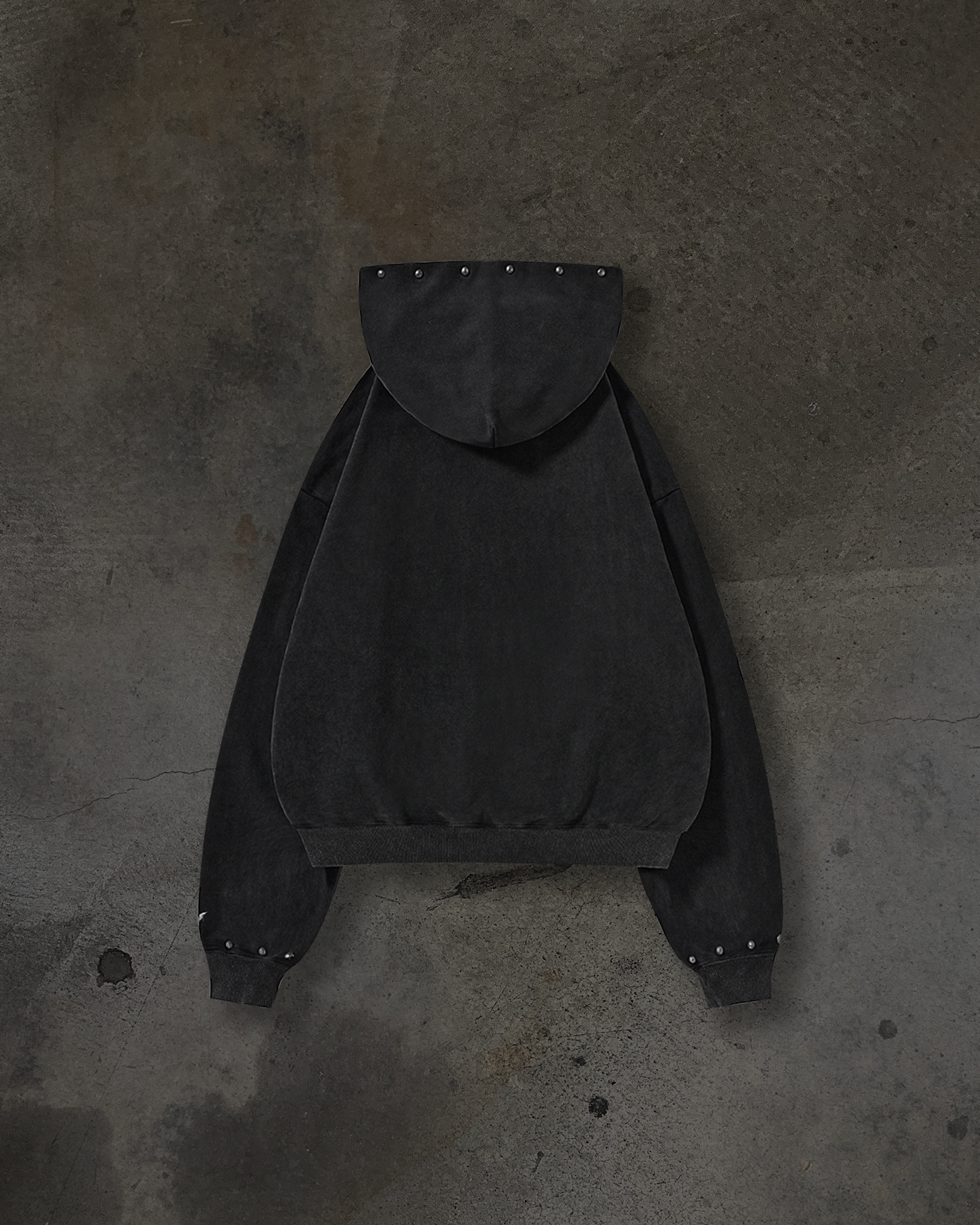 RIVET PULLOVER (COAL)