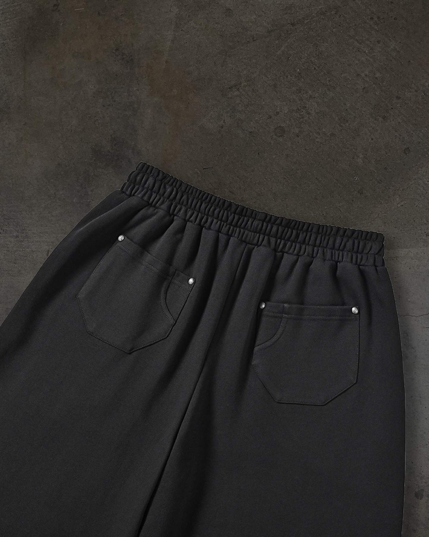 BAGGY SWEATSHORTS (NOIR)