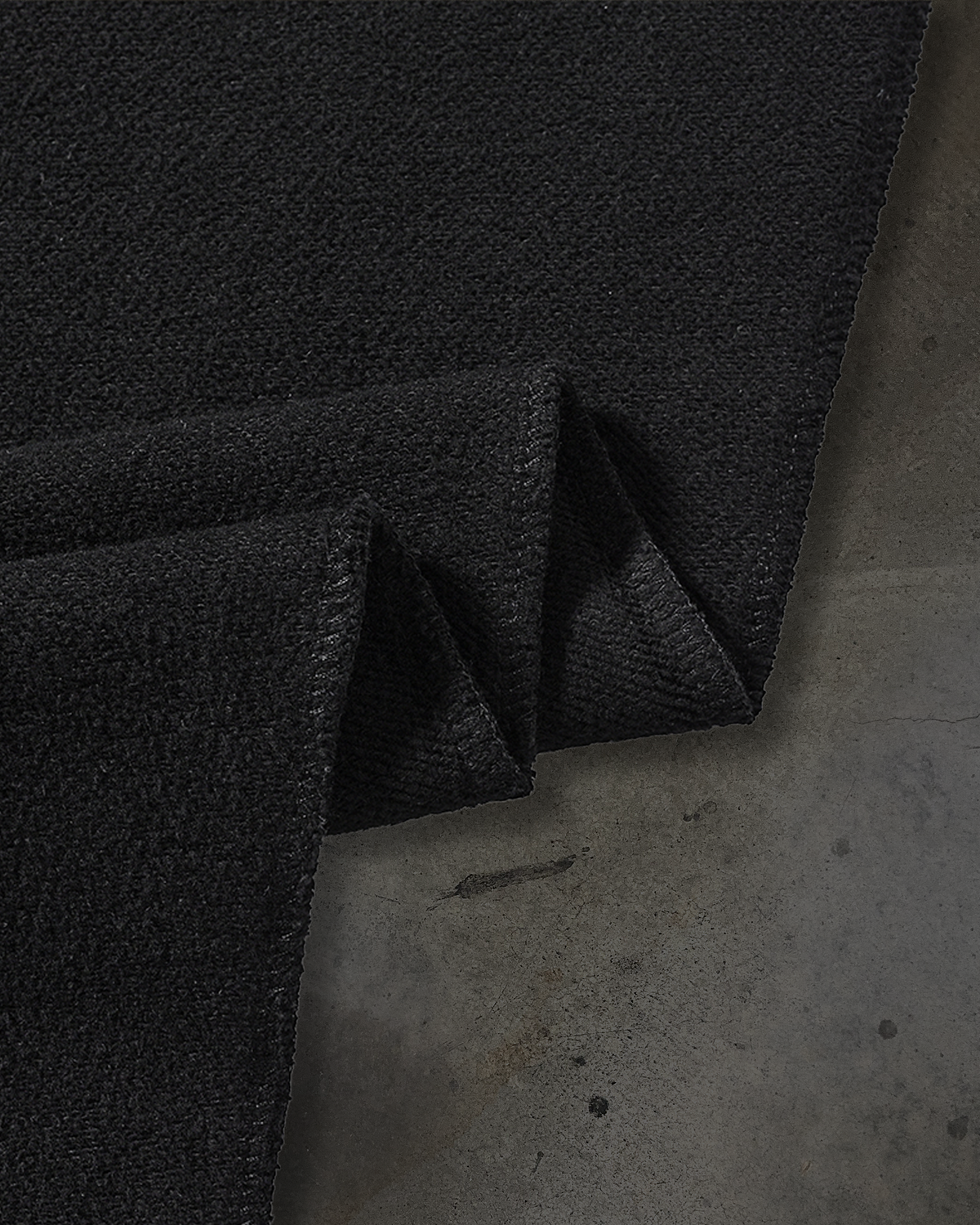 RIVET SWEATS (COAL)