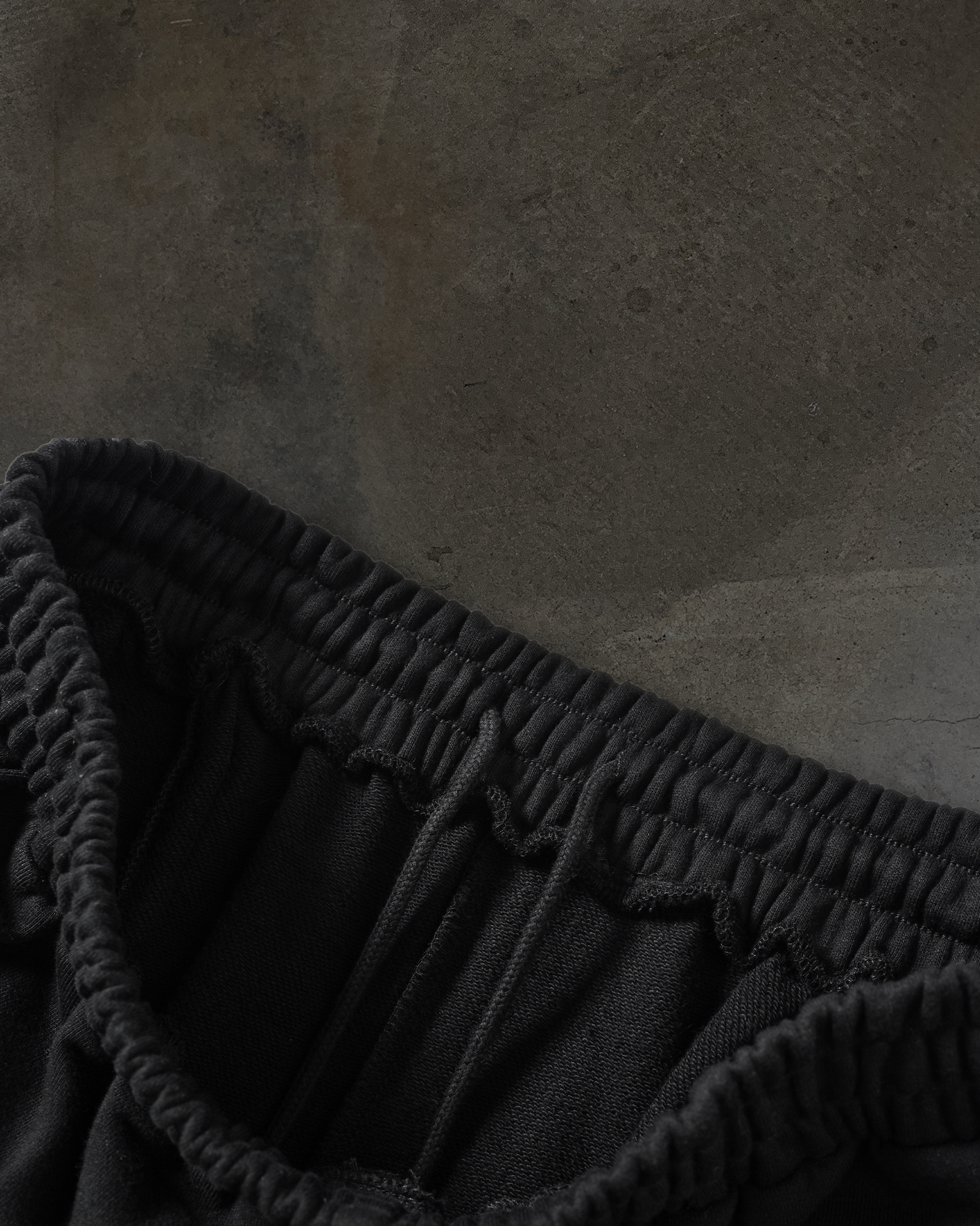 BAGGY SWEATSHORTS (NOIR)