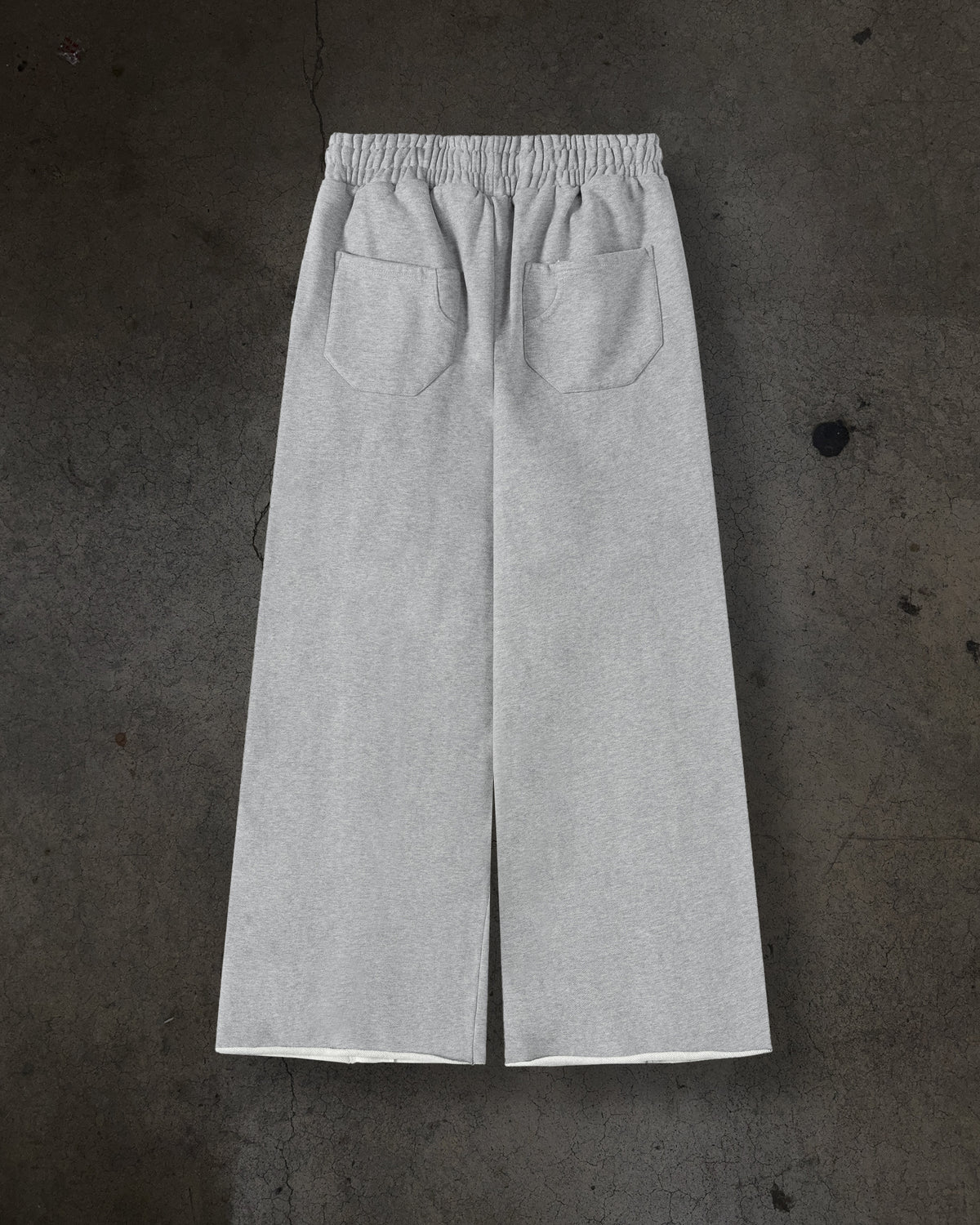 PATCHED SWEATS (HEATHER GREY)
