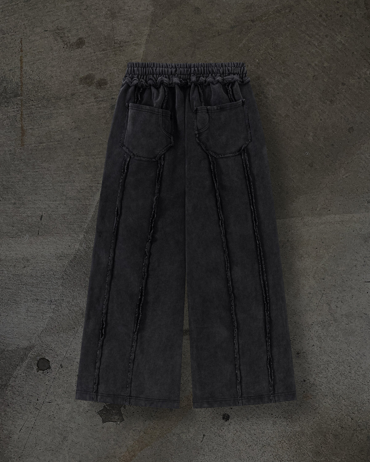 MENDED SWEATS (COAL)