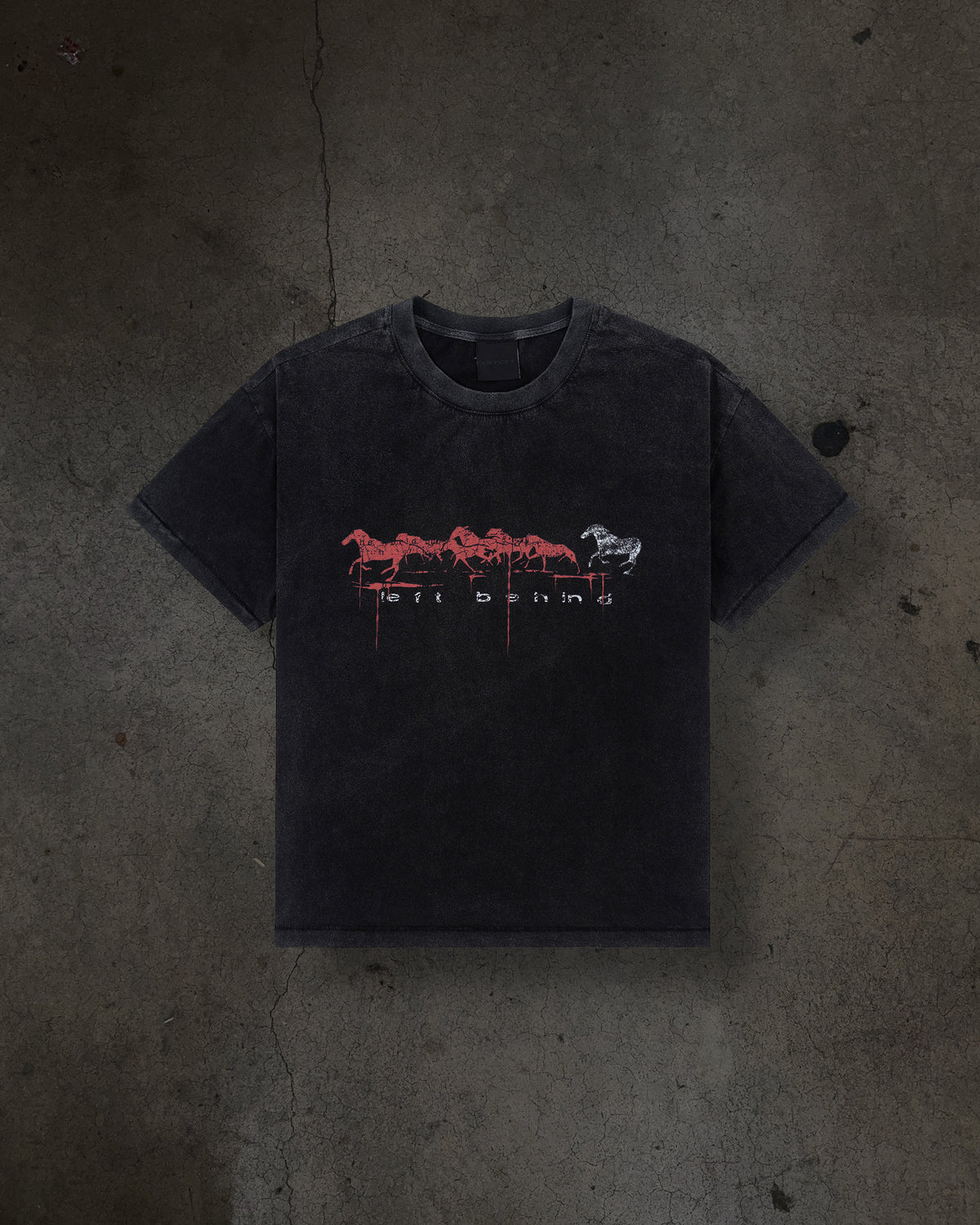 RACEHORSE TEE (COAL)