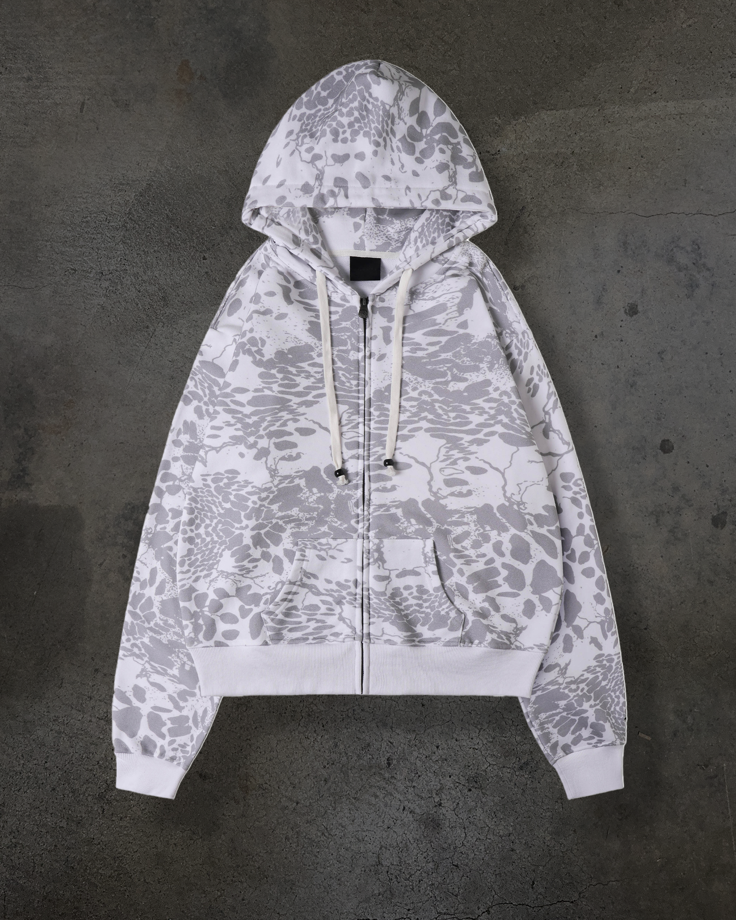 SNOW TRIBAL ZIPUP (WHITE)