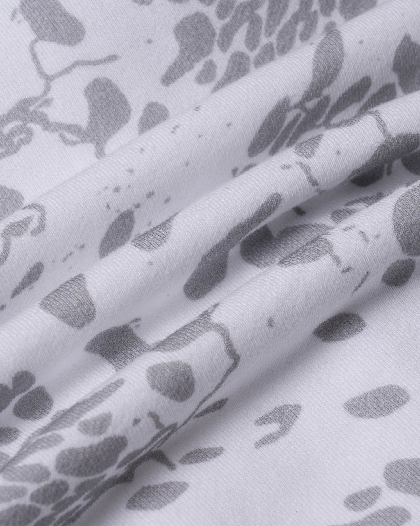 SNOW TRIBAL ZIPUP (WHITE)