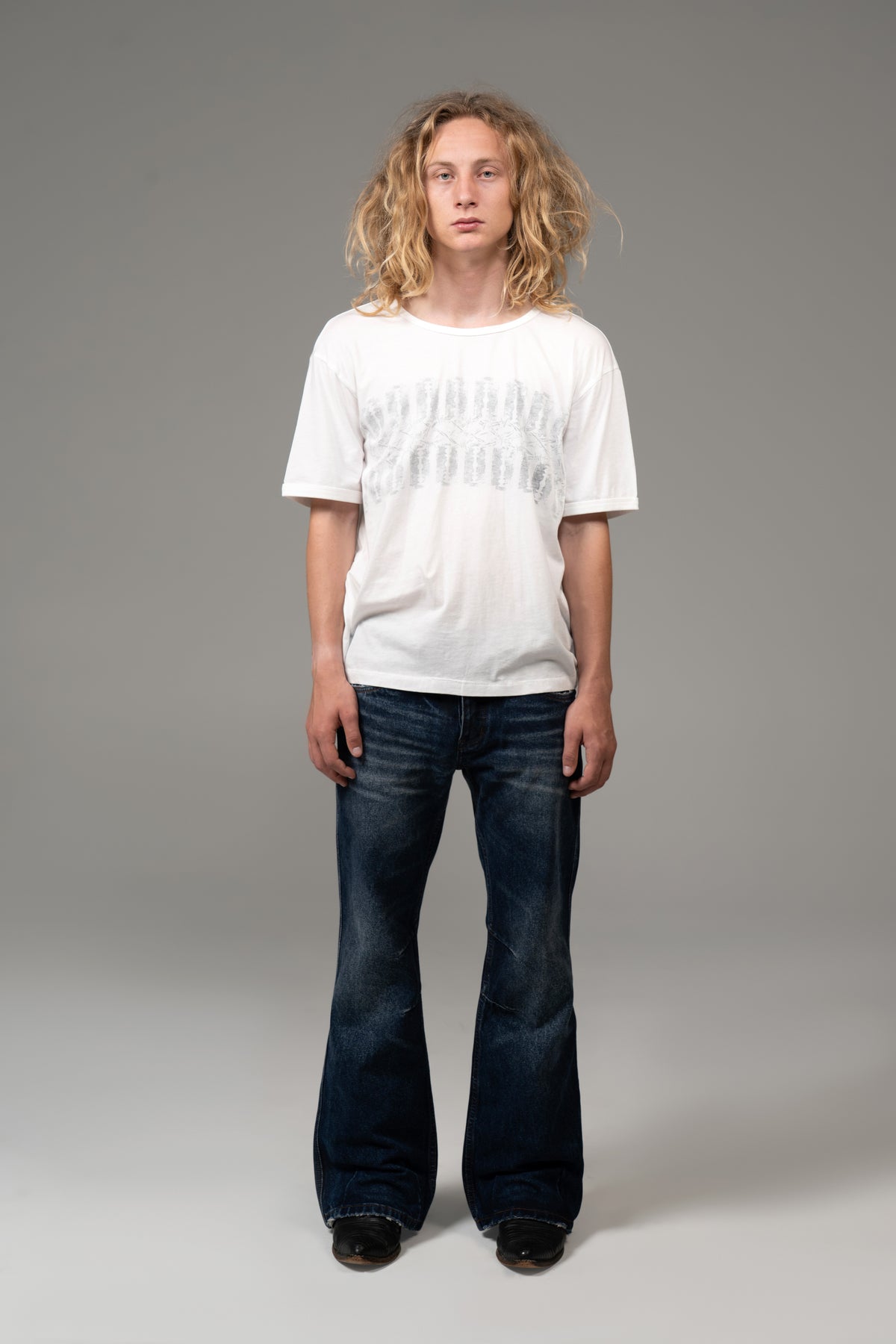 RAZORBLADE RINGER TEE (BONE)