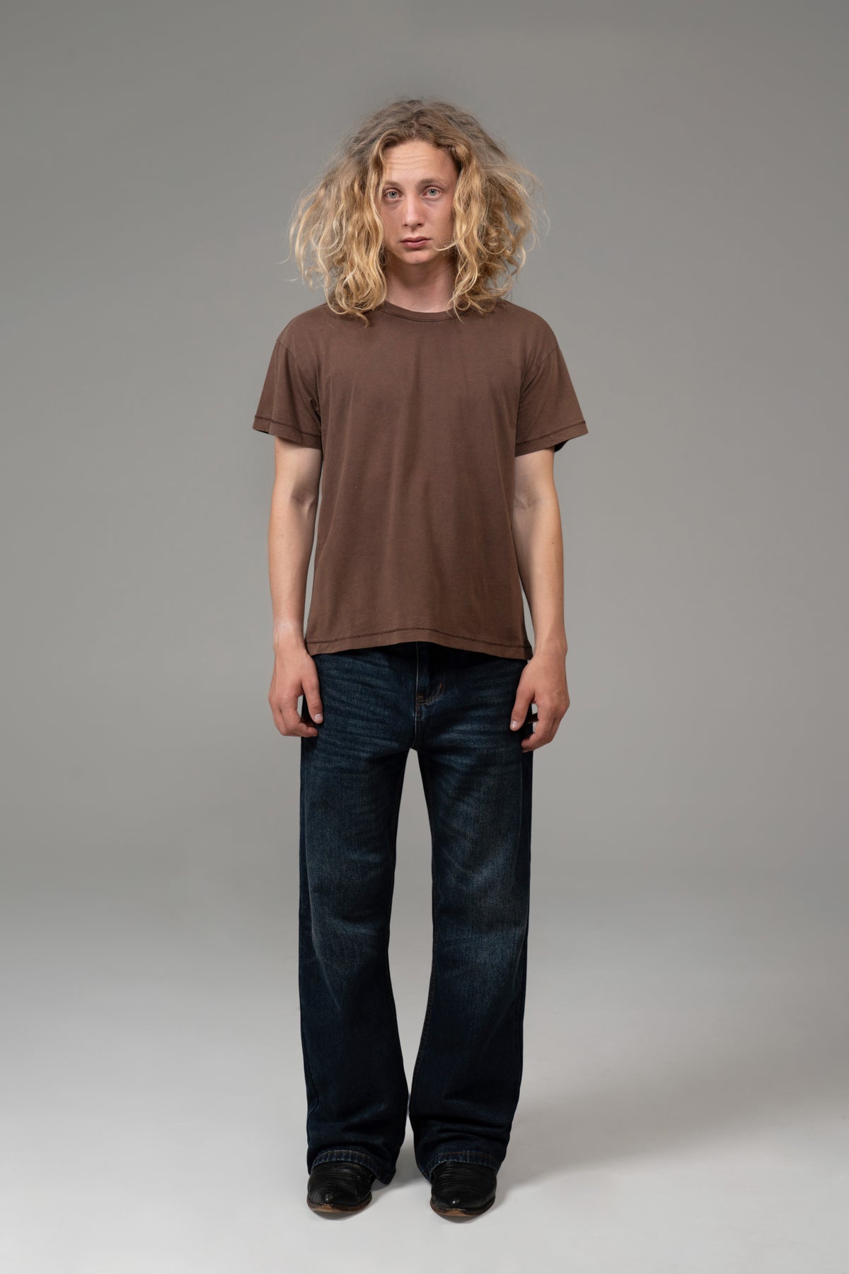 CROPPED BLANK TEE (MOCHA)