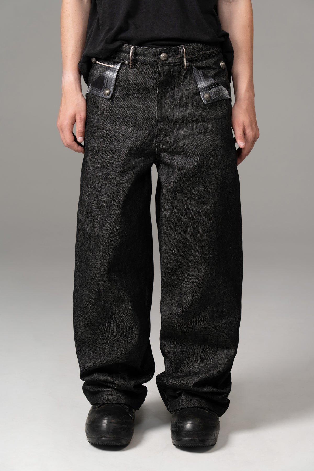JAPANESE SELVEDGE SLUB DENIM (COAL)