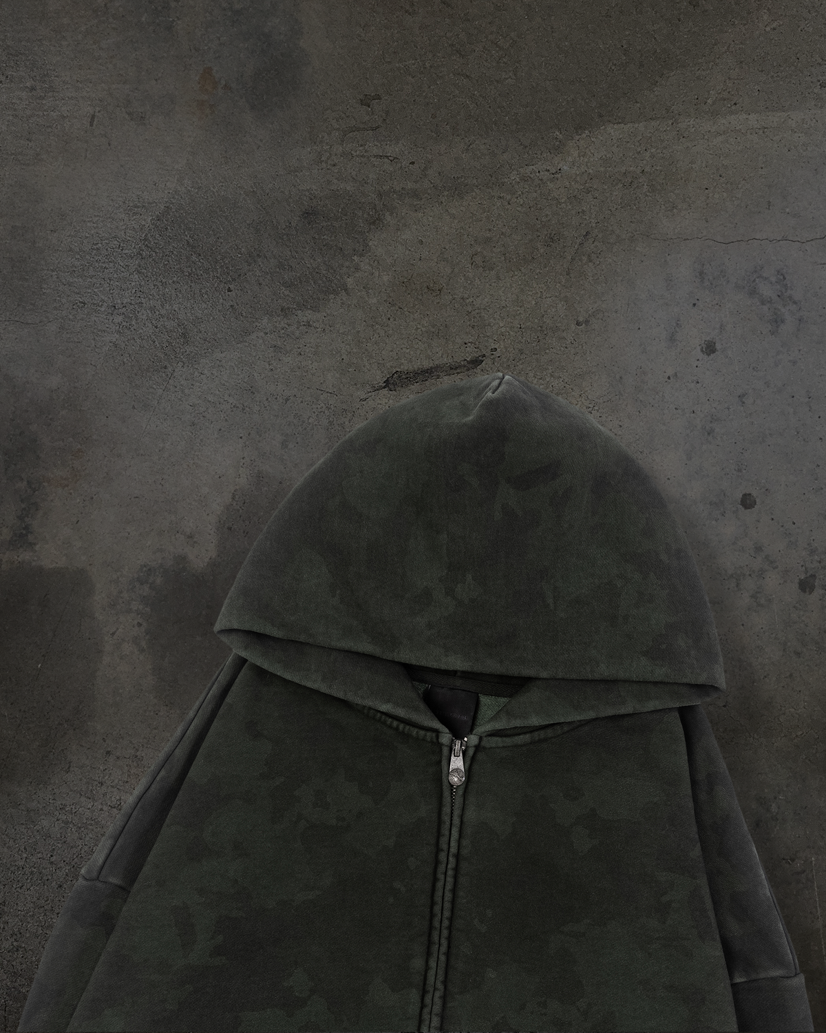 BLANK ZIPUP (CAMO)