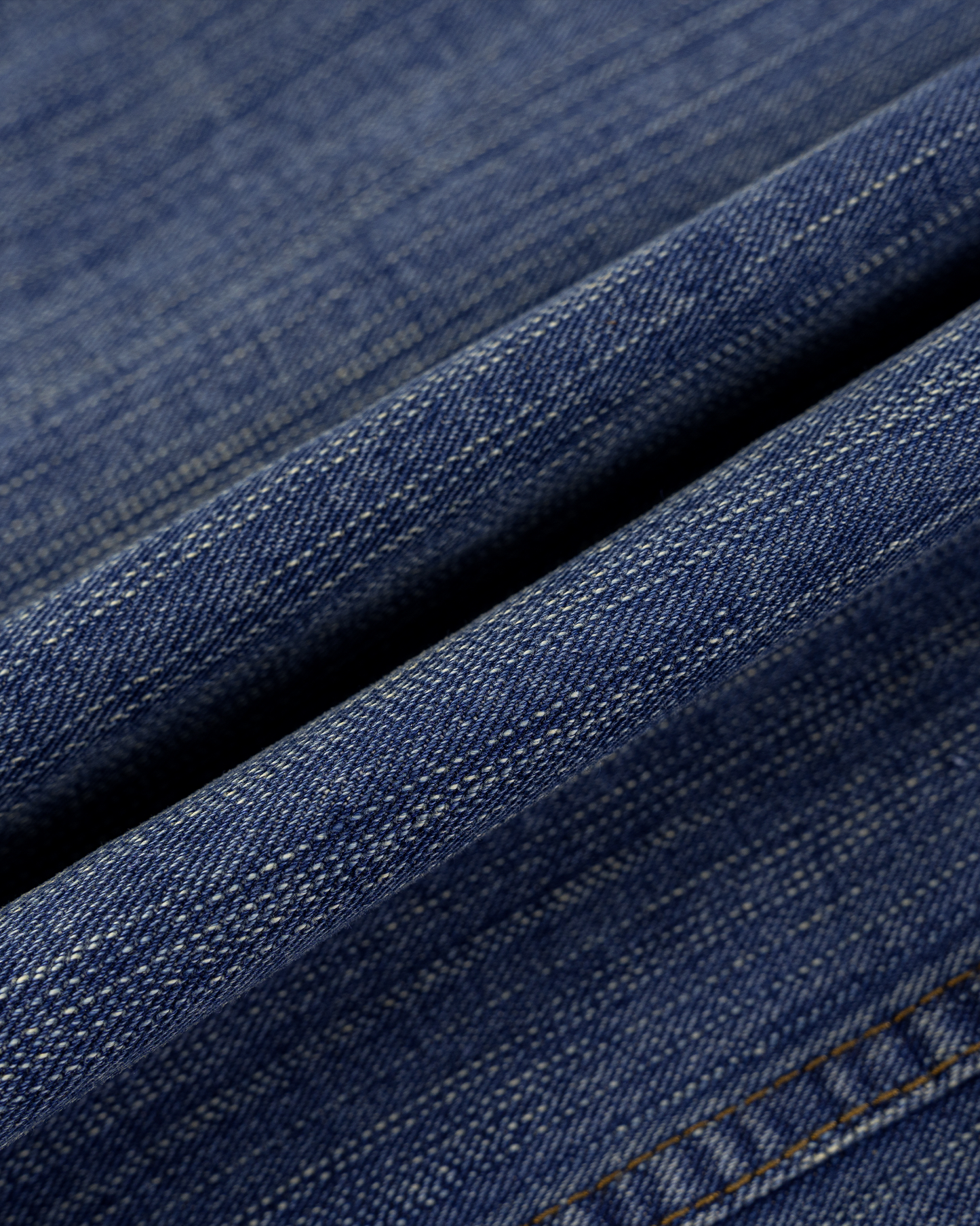 FADED DENIM JACKET (LIGHT WASH)