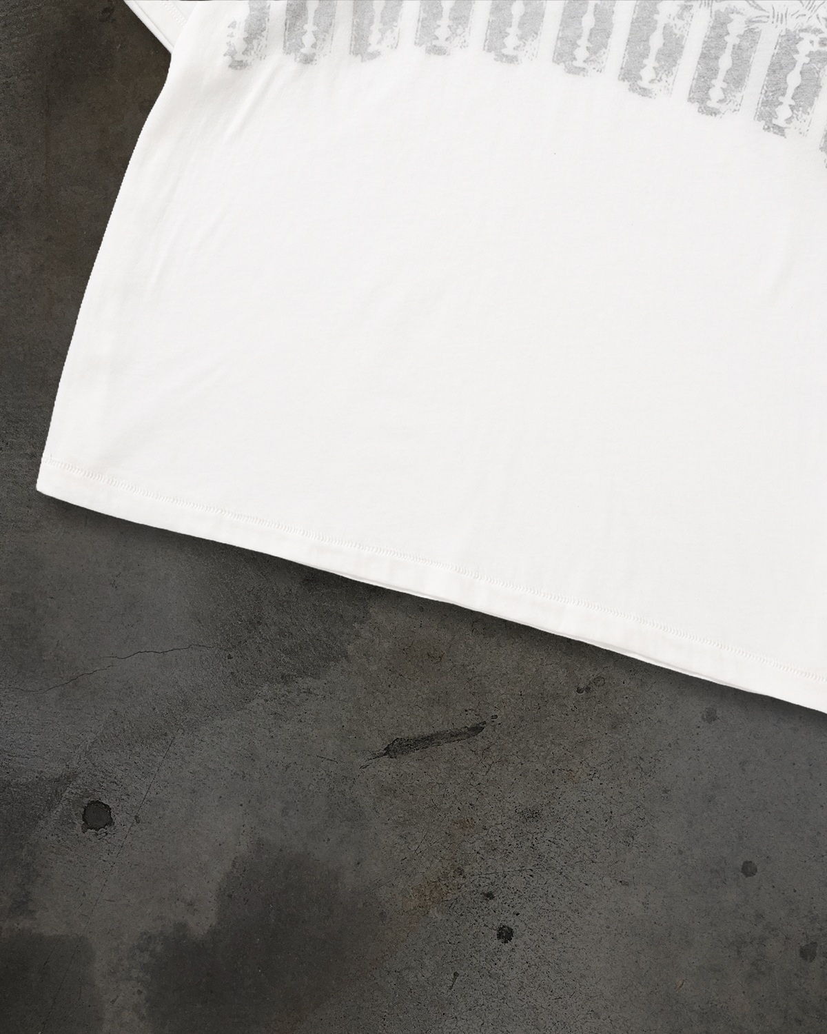 RAZORBLADE RINGER TEE (BONE)