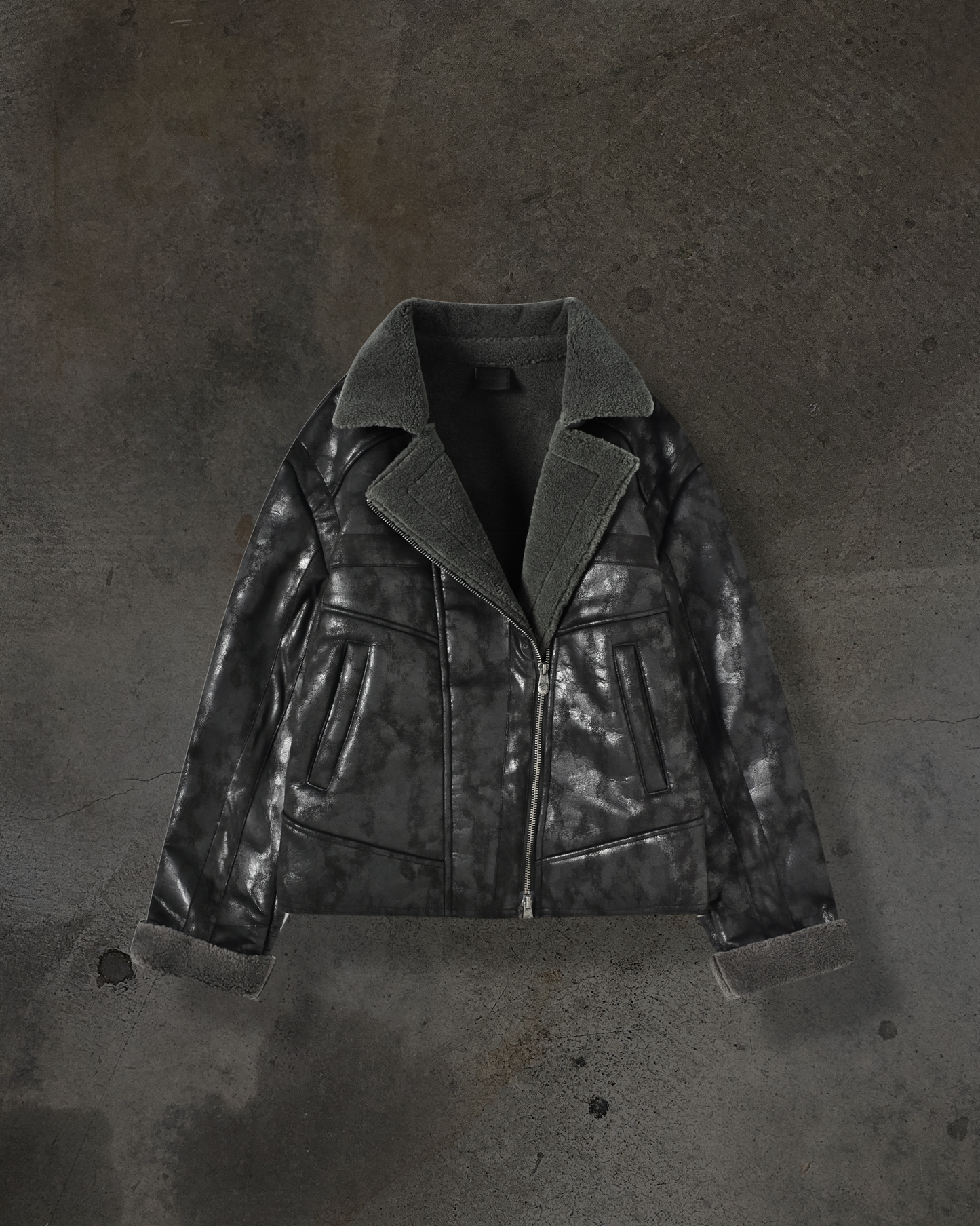 SHEARLING JACKET (COAL)
