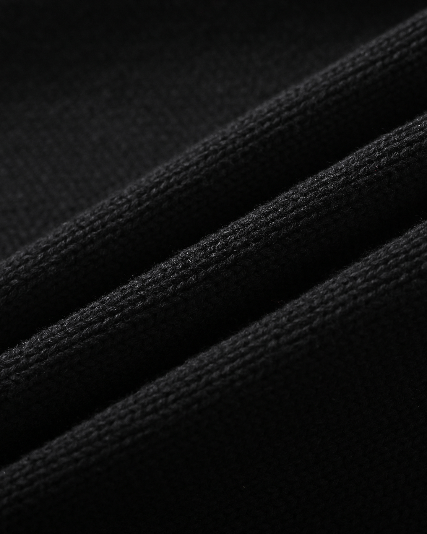 GRAVE DIGGING KNIT HOODIE (NOIR)