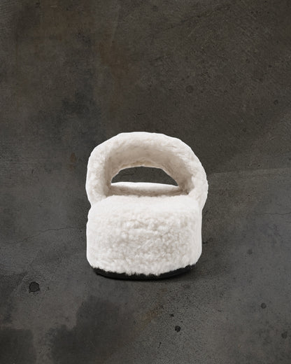 SHEARLING SLIDE (BONE)