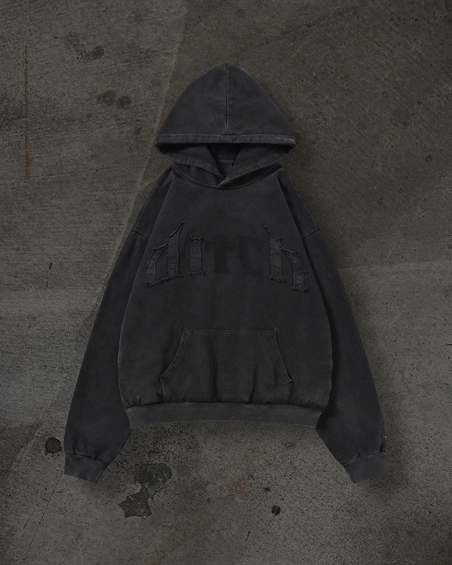 MISSING PATCH PULLOVER (COAL)