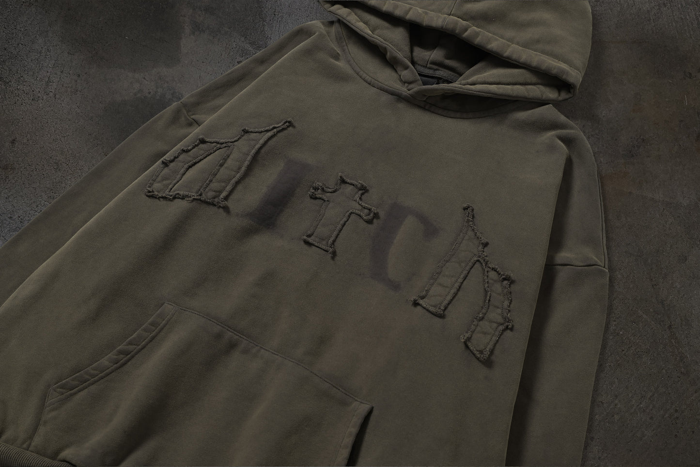 MISSING PATCH PULLOVER (ASH)