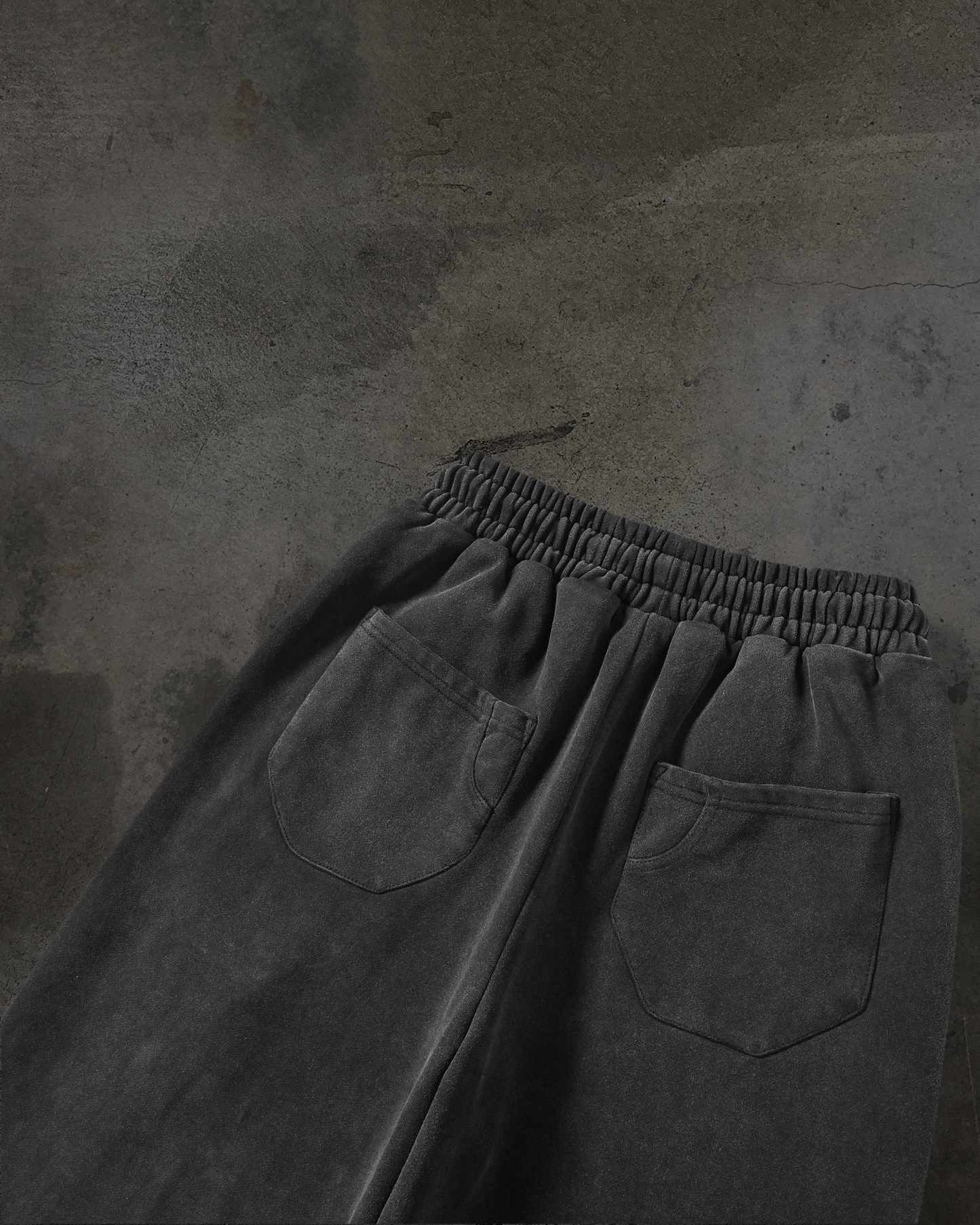 ATHLETIC BARBED SWEATS (COAL)