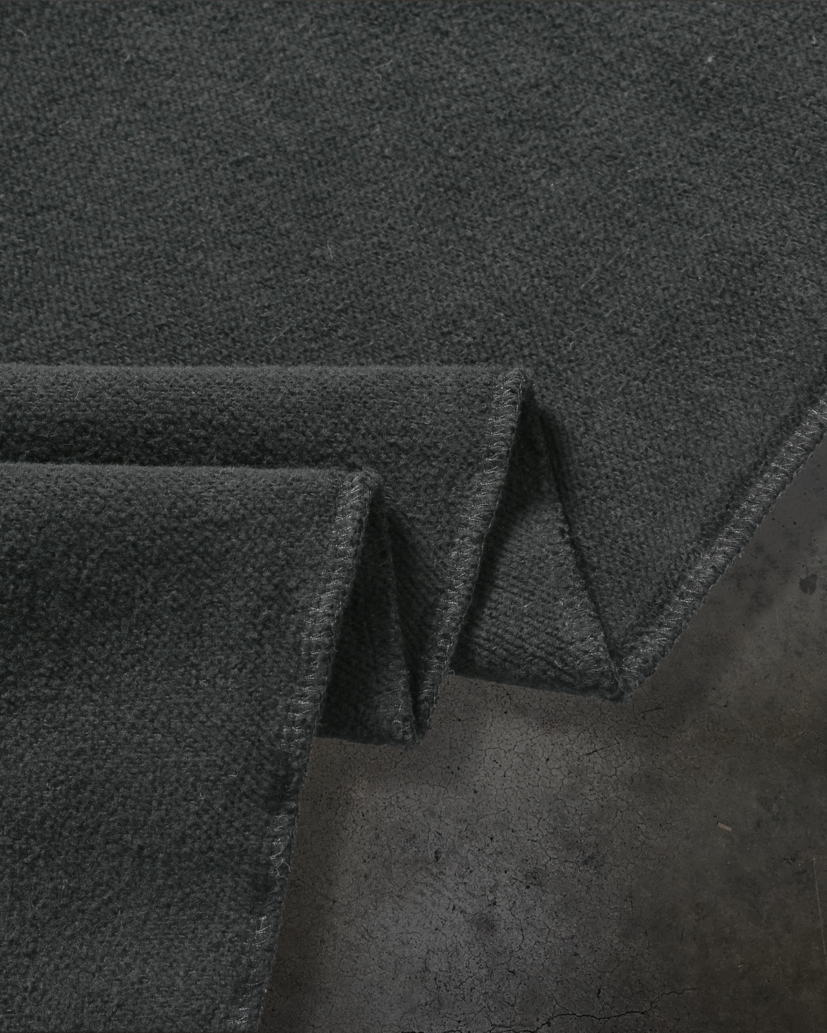 ATHLETIC BARBED SWEATS (COAL)