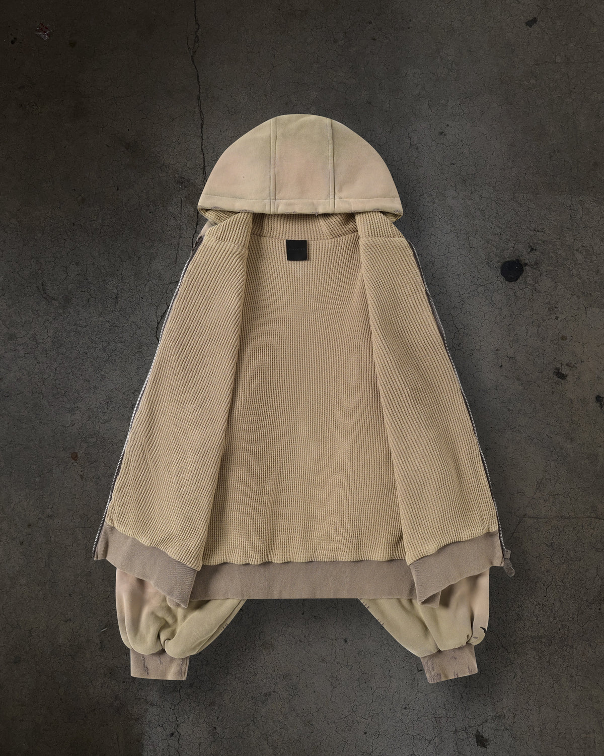 RUIN ZIPUP (SAND)