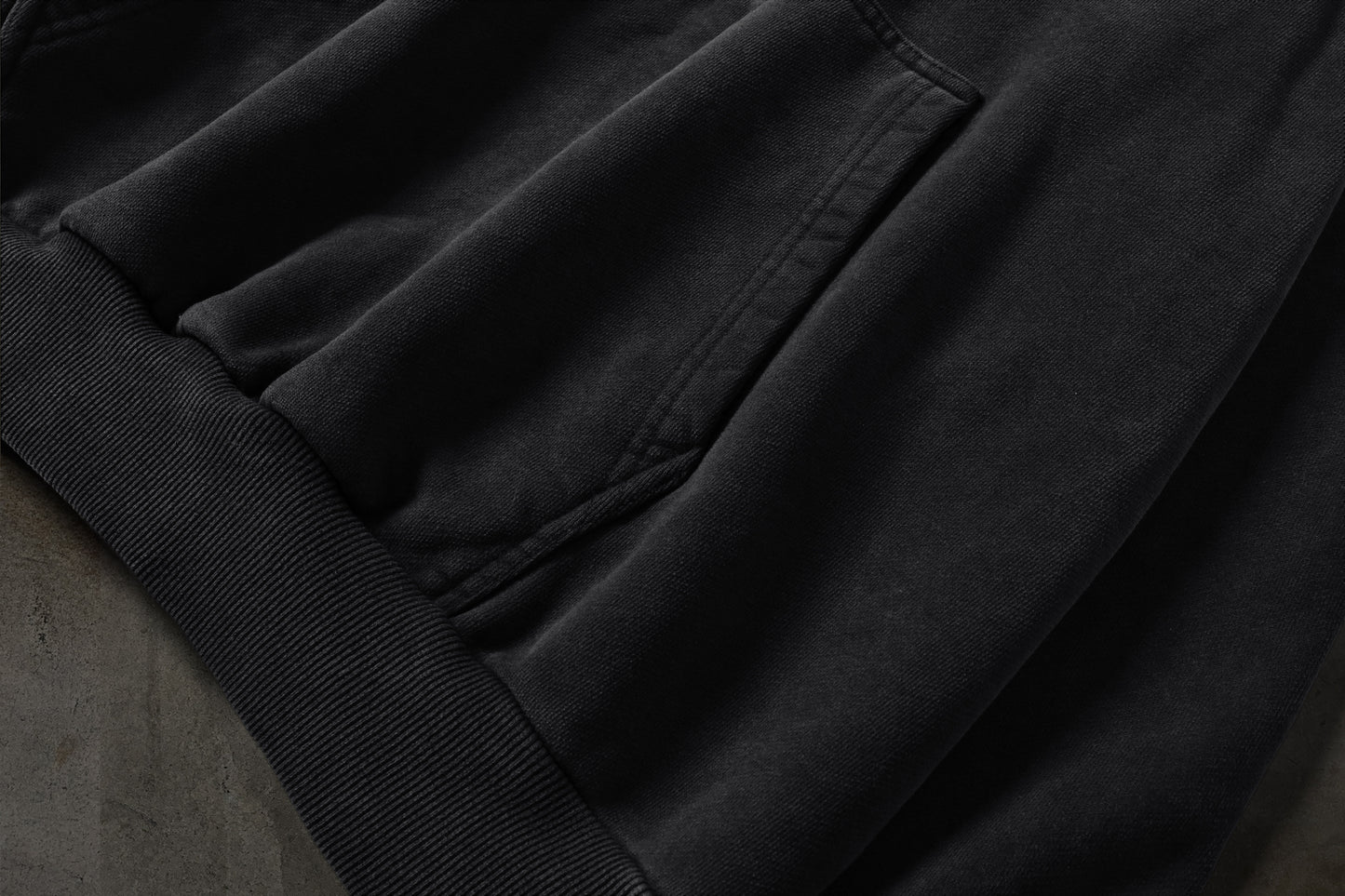 MASKED HOODIE (NOIR)