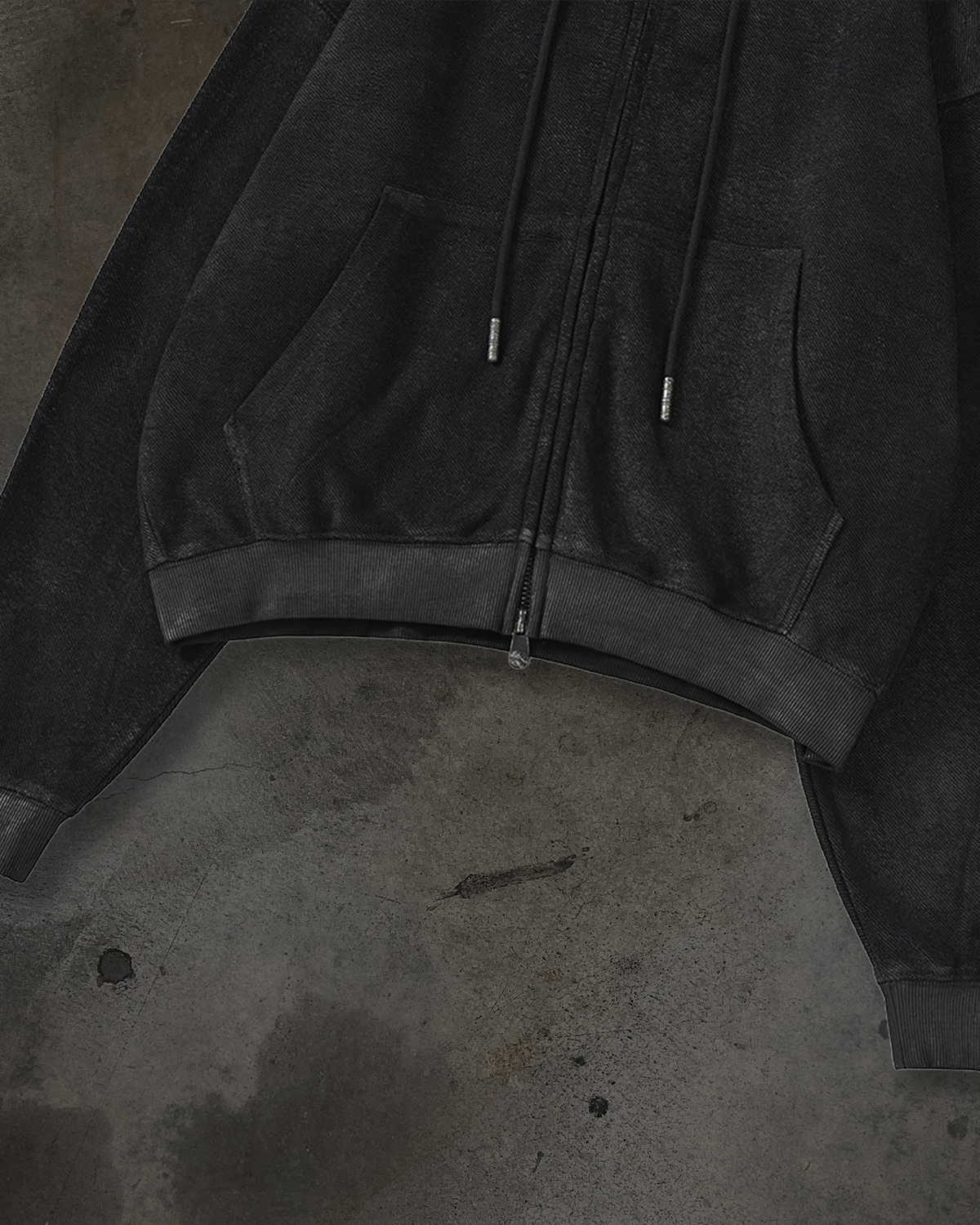 REVERSE COATED ZIPUP (WAXED NOIR)