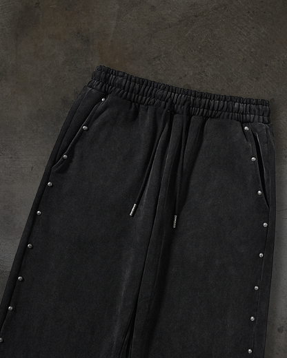 RIVET SWEATS (COAL)