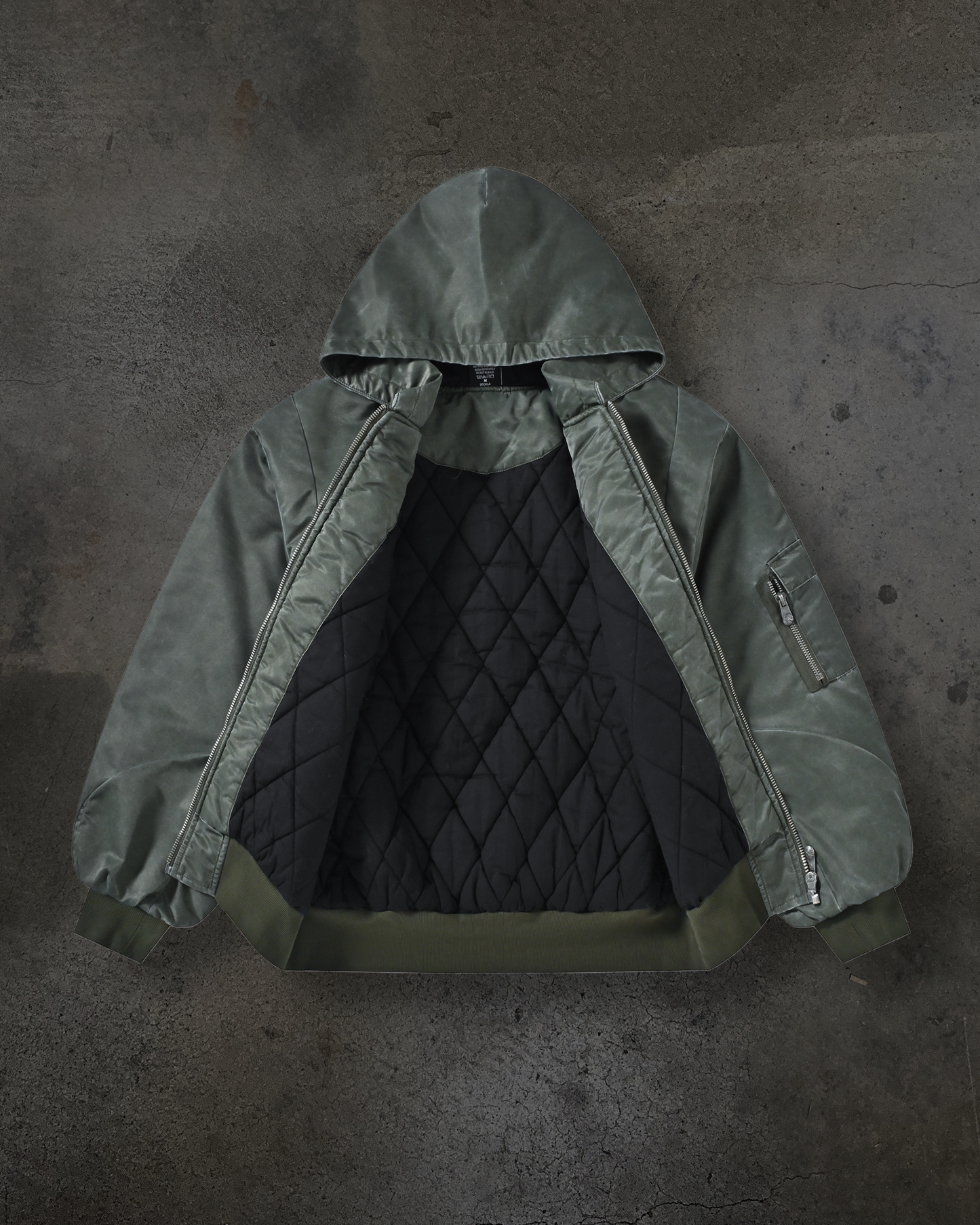 DYED NYLON BOMBER (MILITARY GREEN)