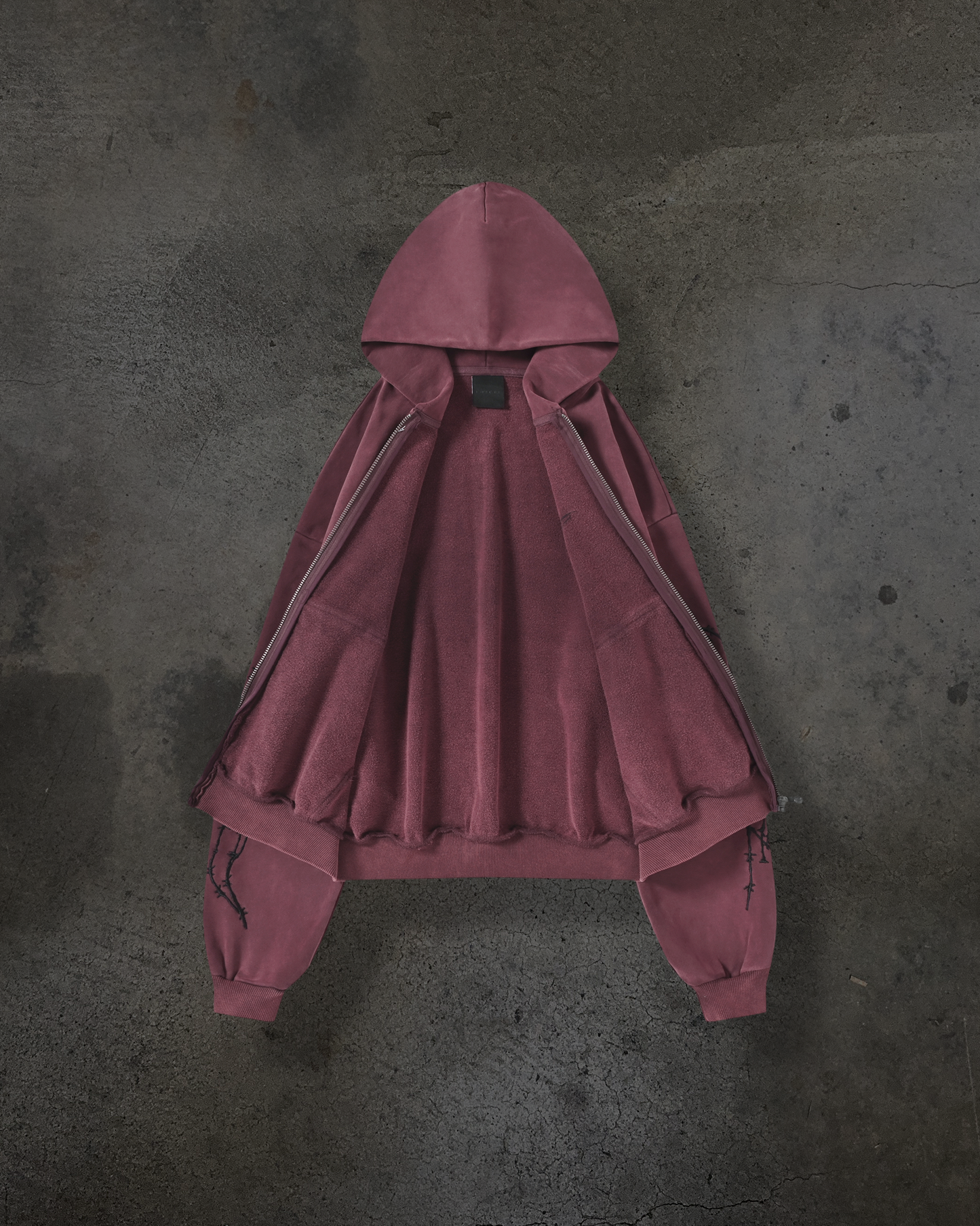 ATHLETIC BARBED ZIPUP (CRIMSON)