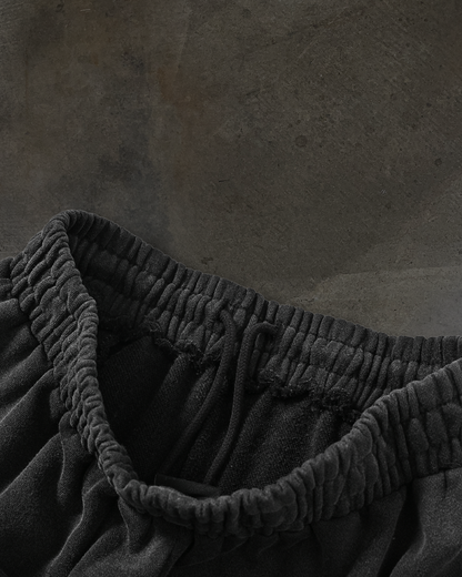 BAGGY SWEATSHORTS (COAL)