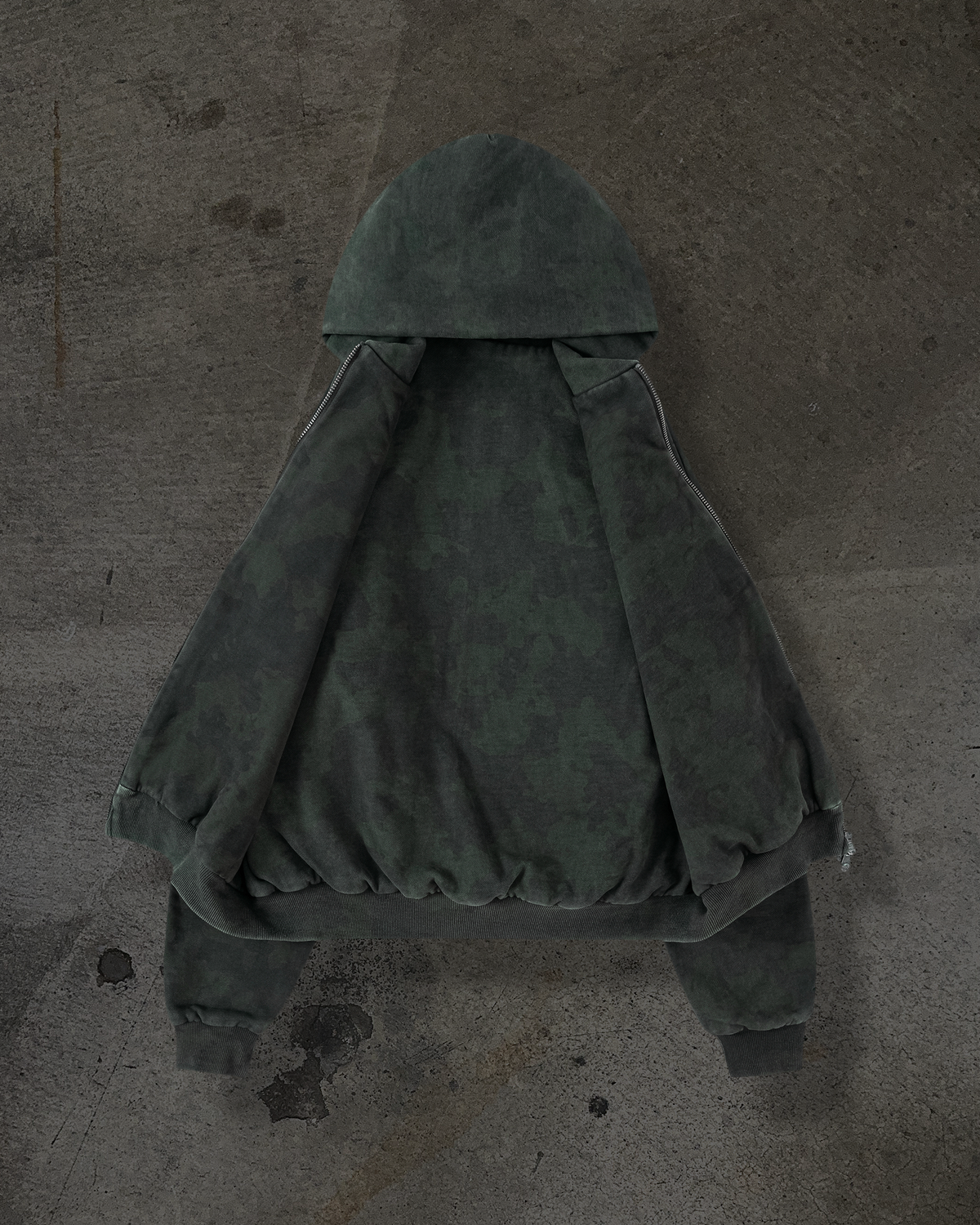 DOUBLE LAYERED BLANK ZIPUP (CAMO)