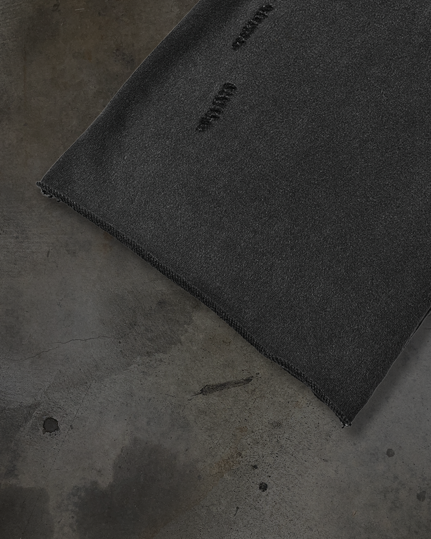 BAGGY SWEATSHORTS (COAL)