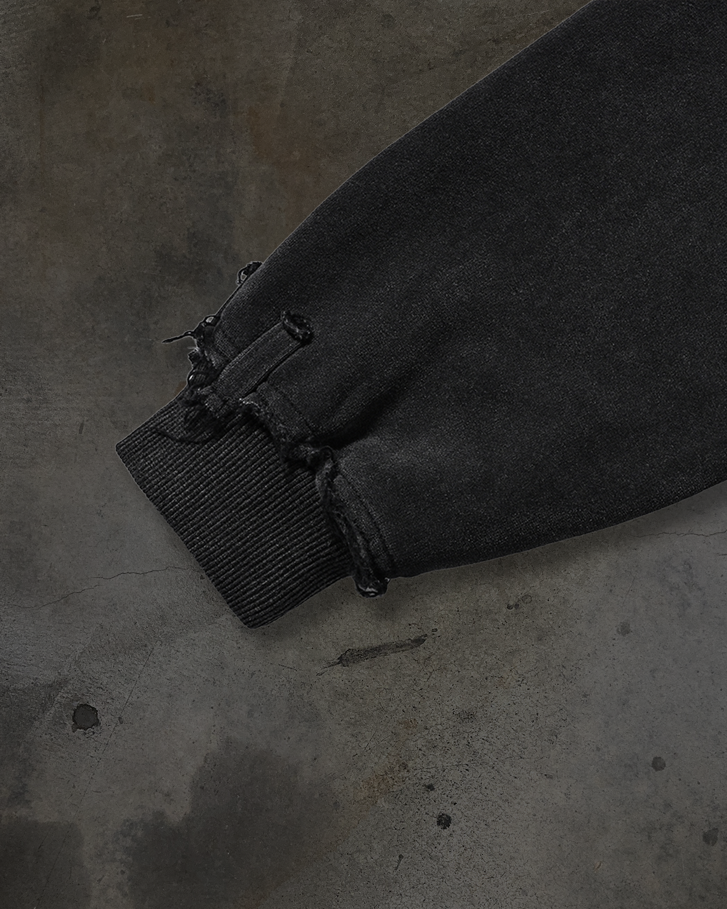 STRAITJACKET (COAL)